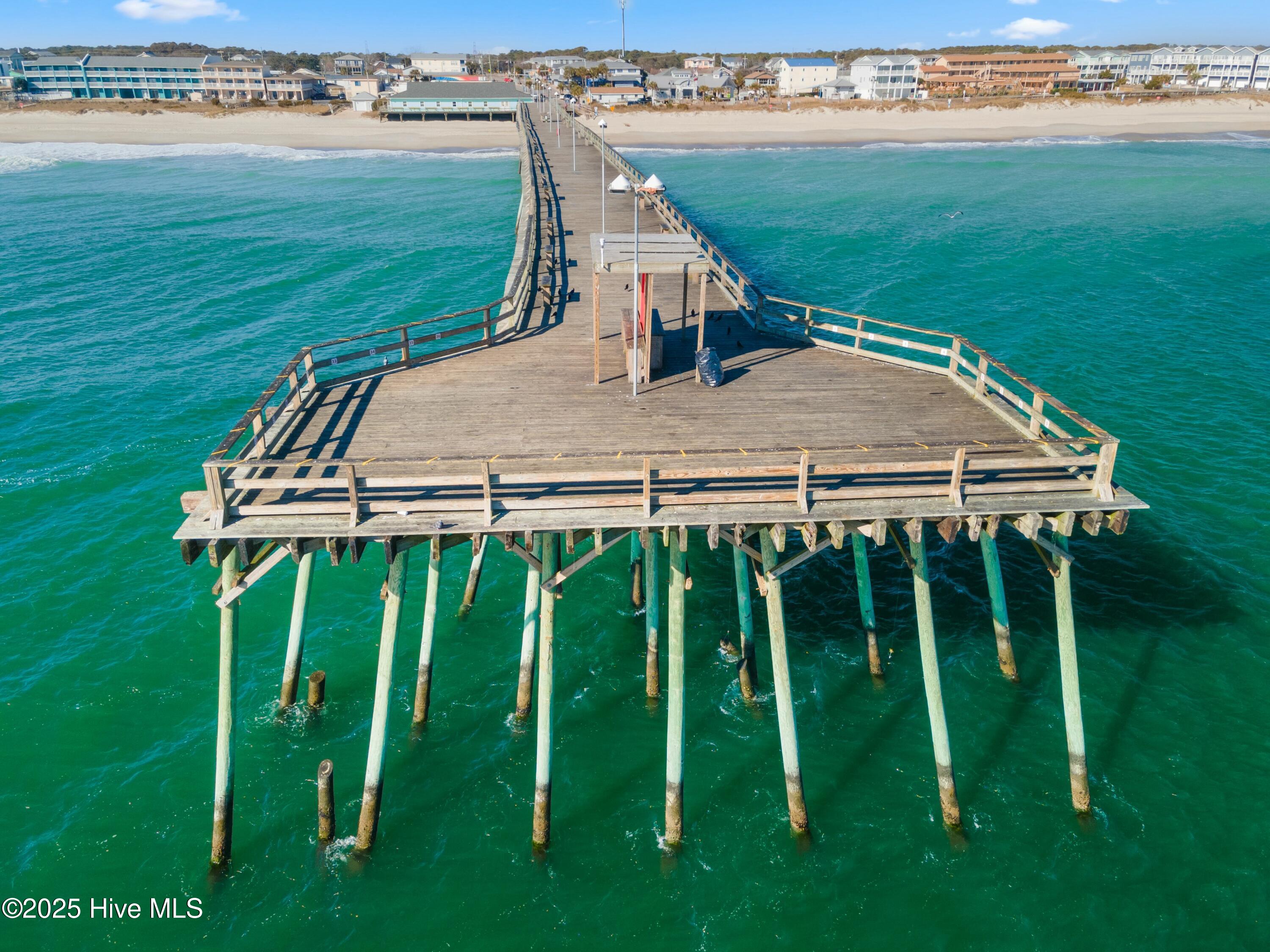 1016 Fort Fisher Boulevard S