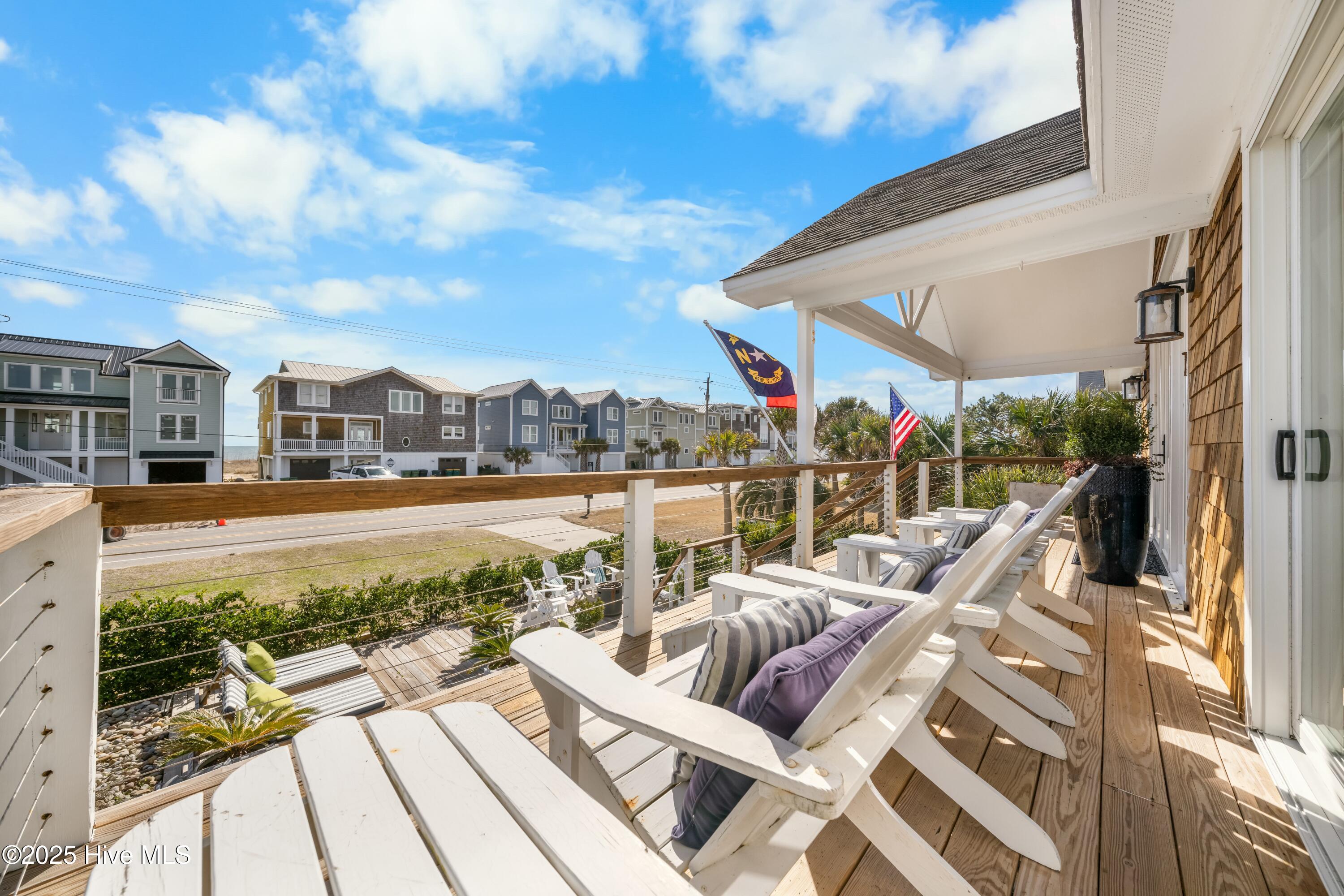 1016 Fort Fisher Boulevard S