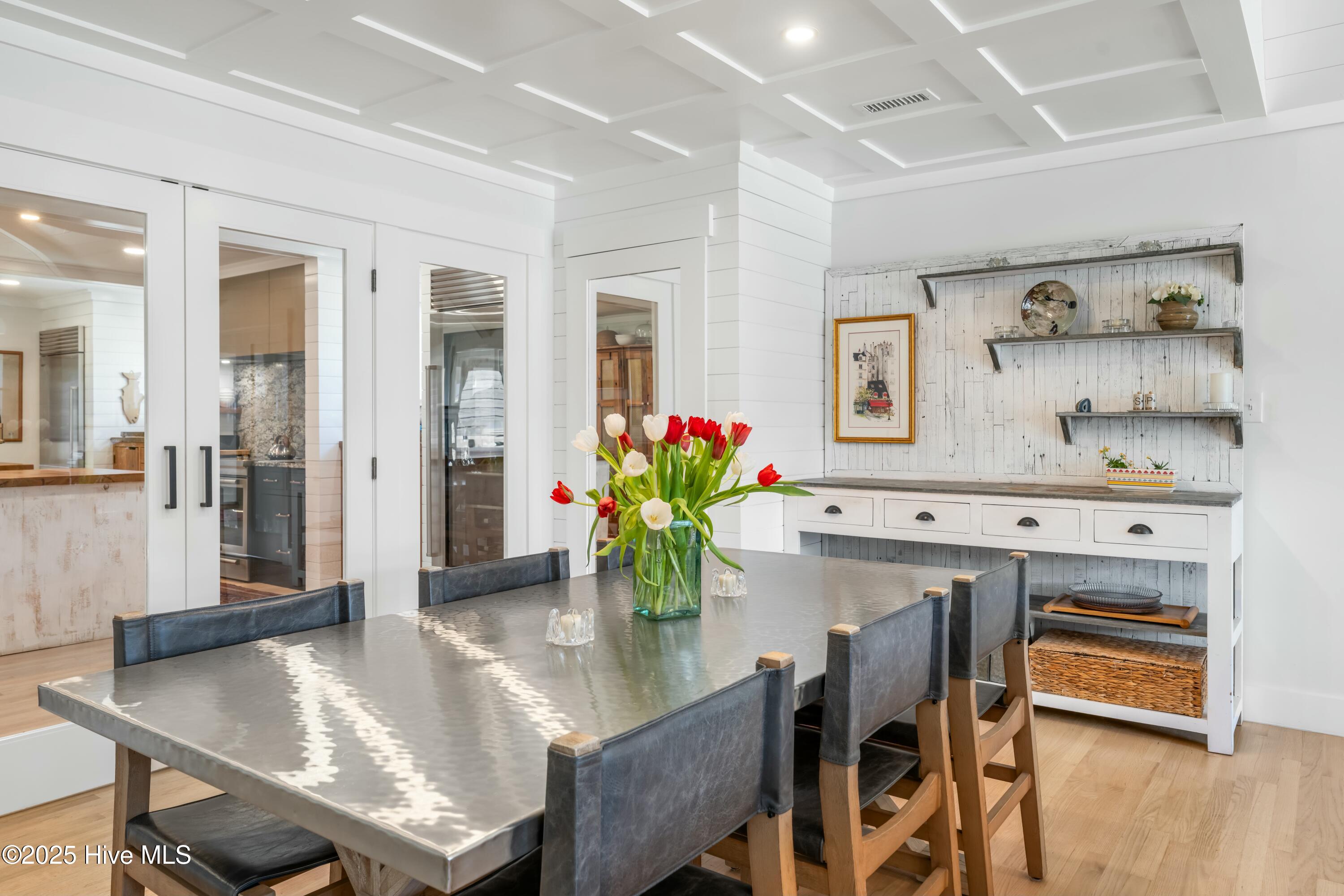 1016 Fort Fisher Boulevard S