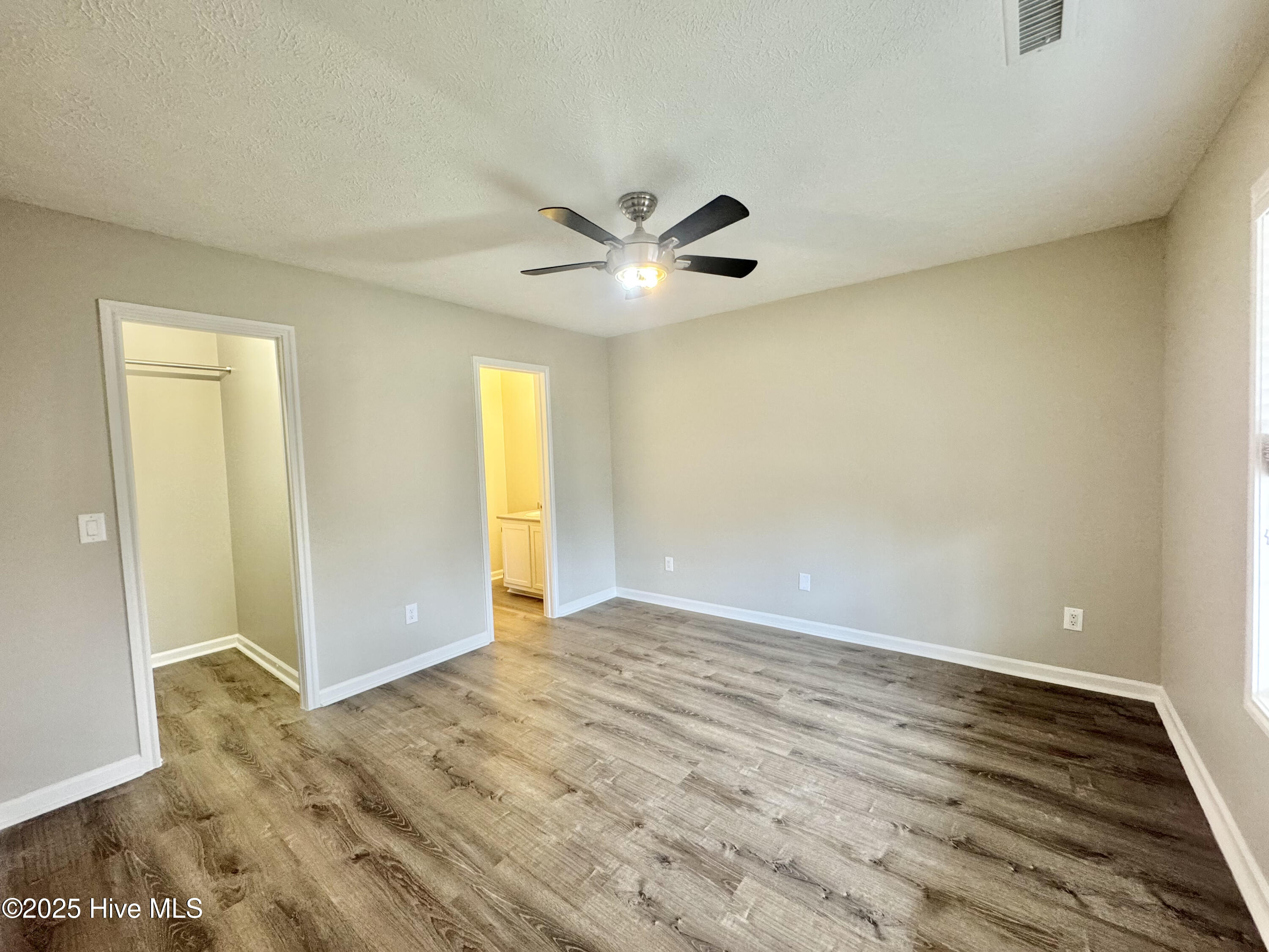 800 Caspian Court