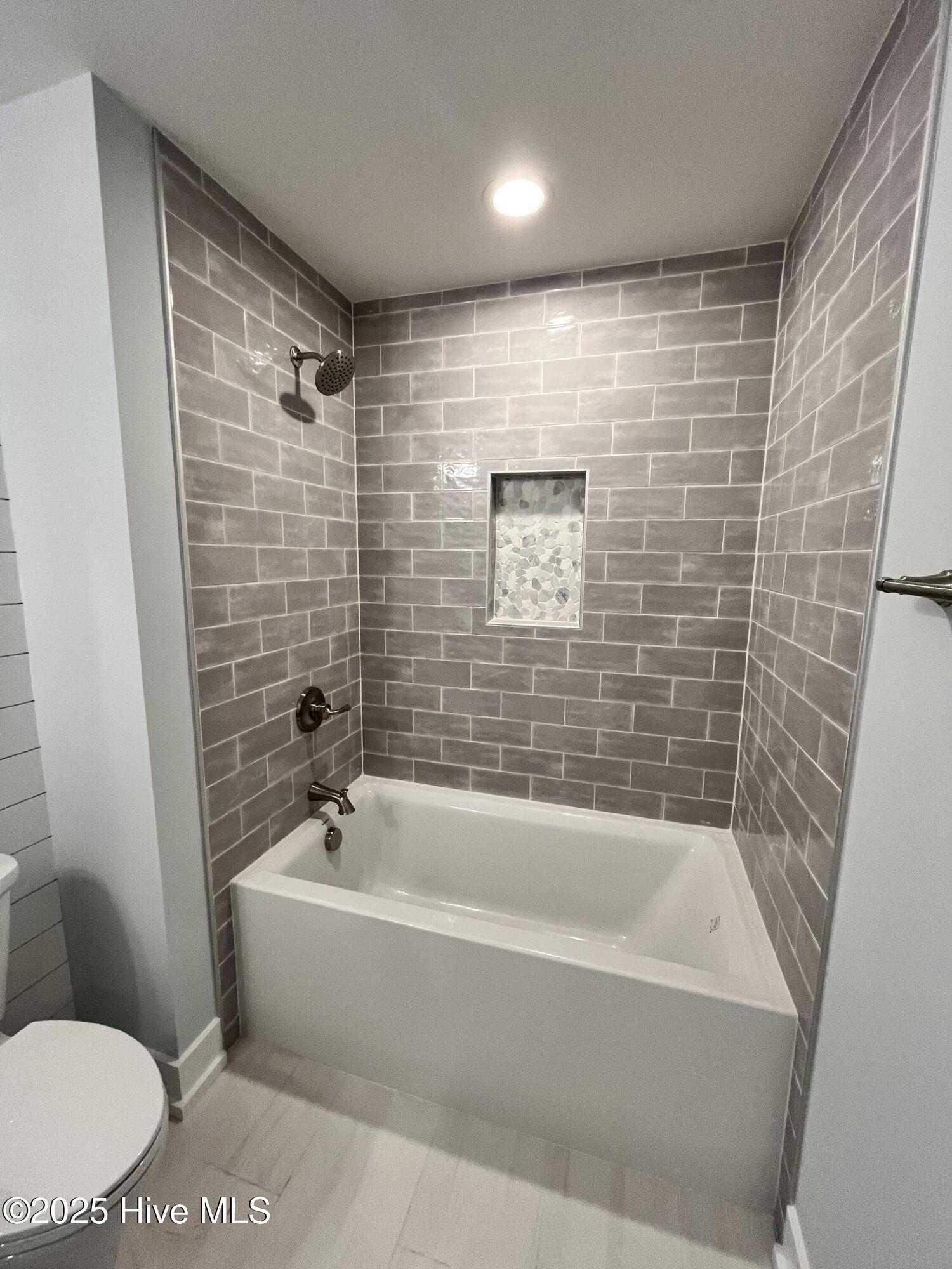 442 Raven Glen Drive