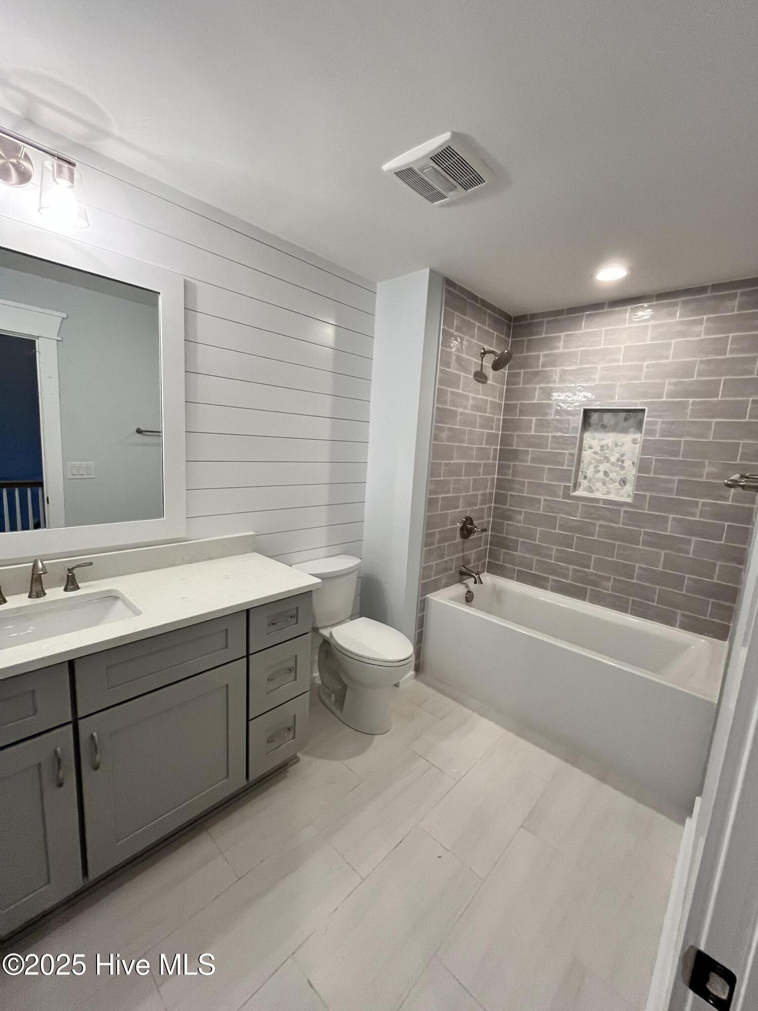 442 Raven Glen Drive