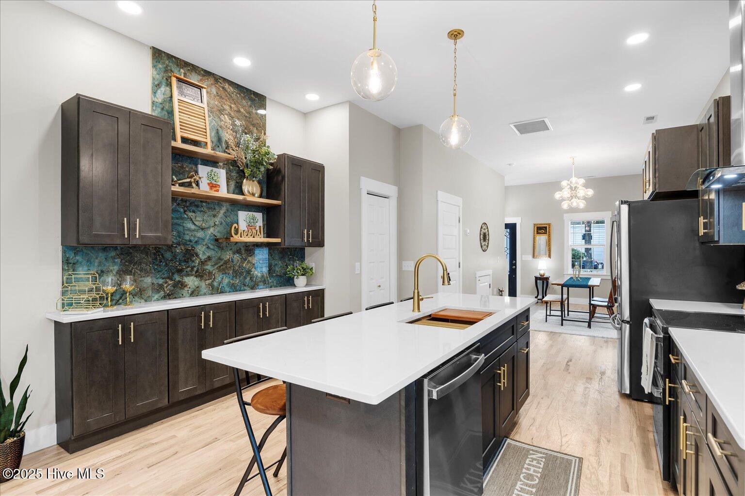415 Campbell Street, Unit A