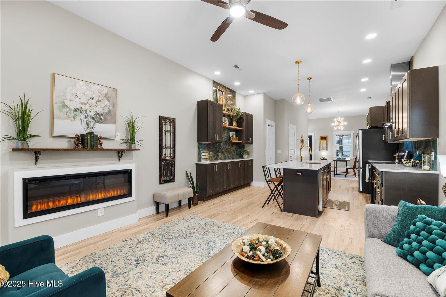 415 Campbell Street, Unit A