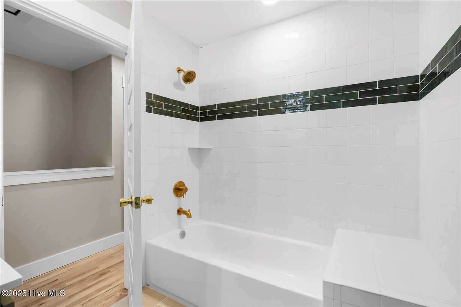 415 Campbell Street, Unit A