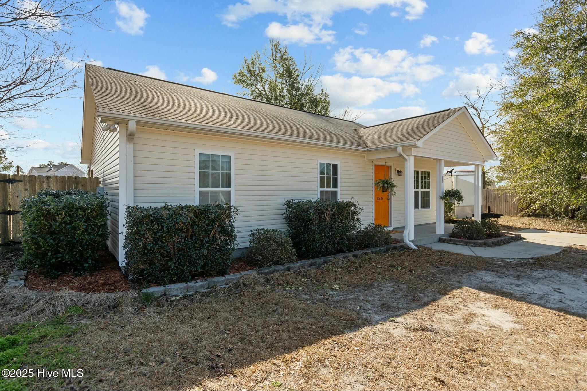 8614 Heirloom Drive NE