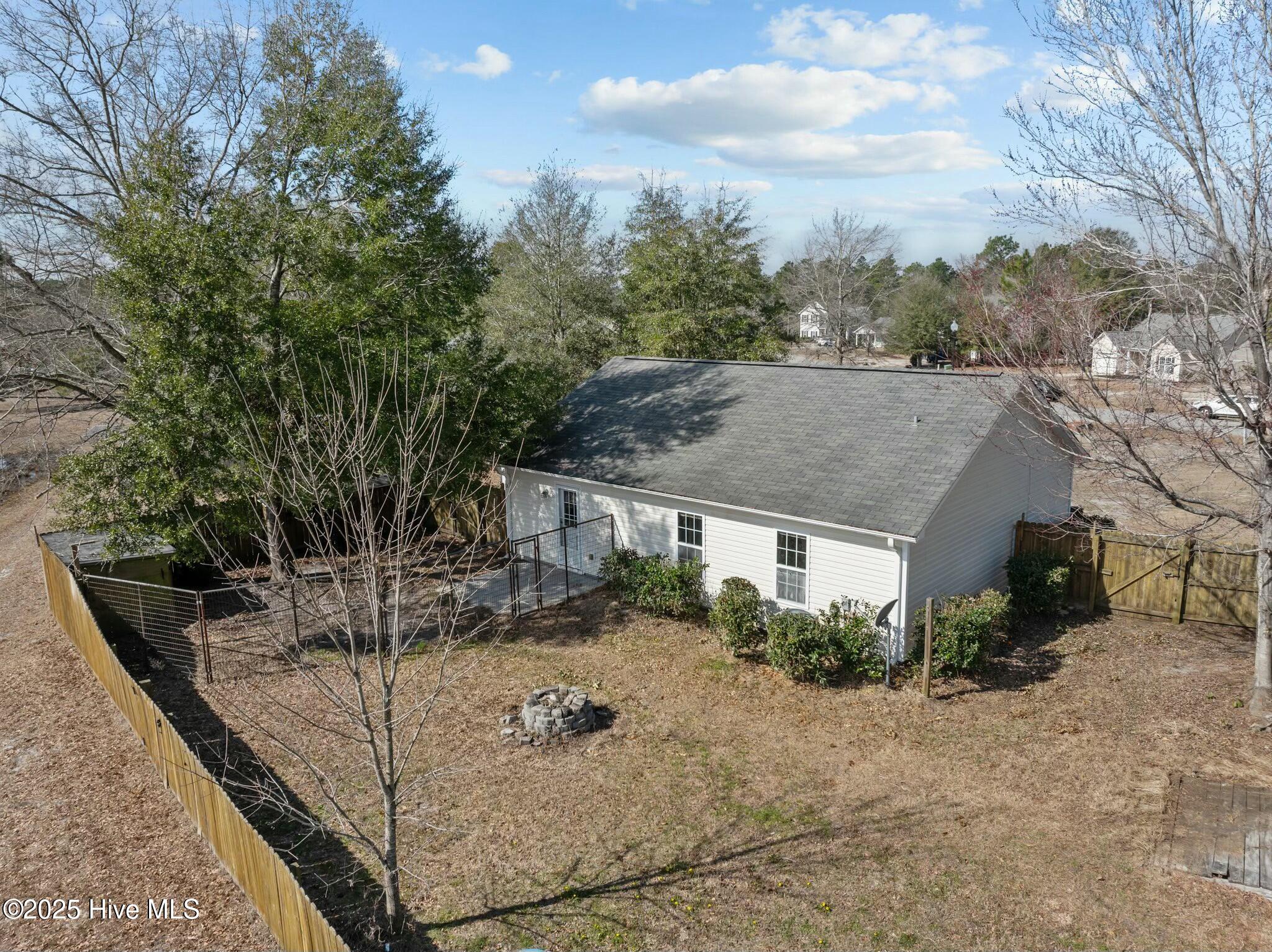 8614 Heirloom Drive NE