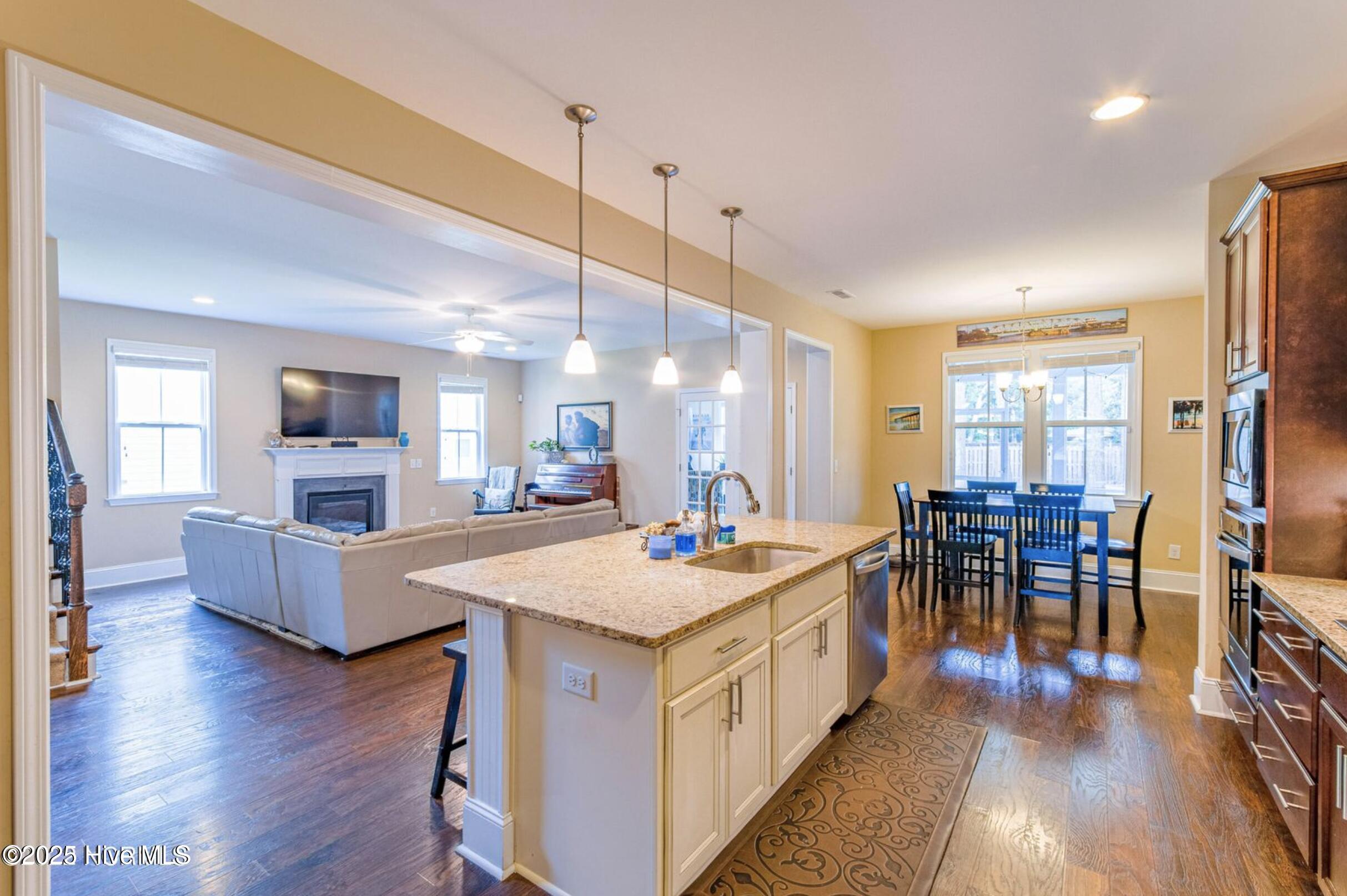 1109 Traditional Lane