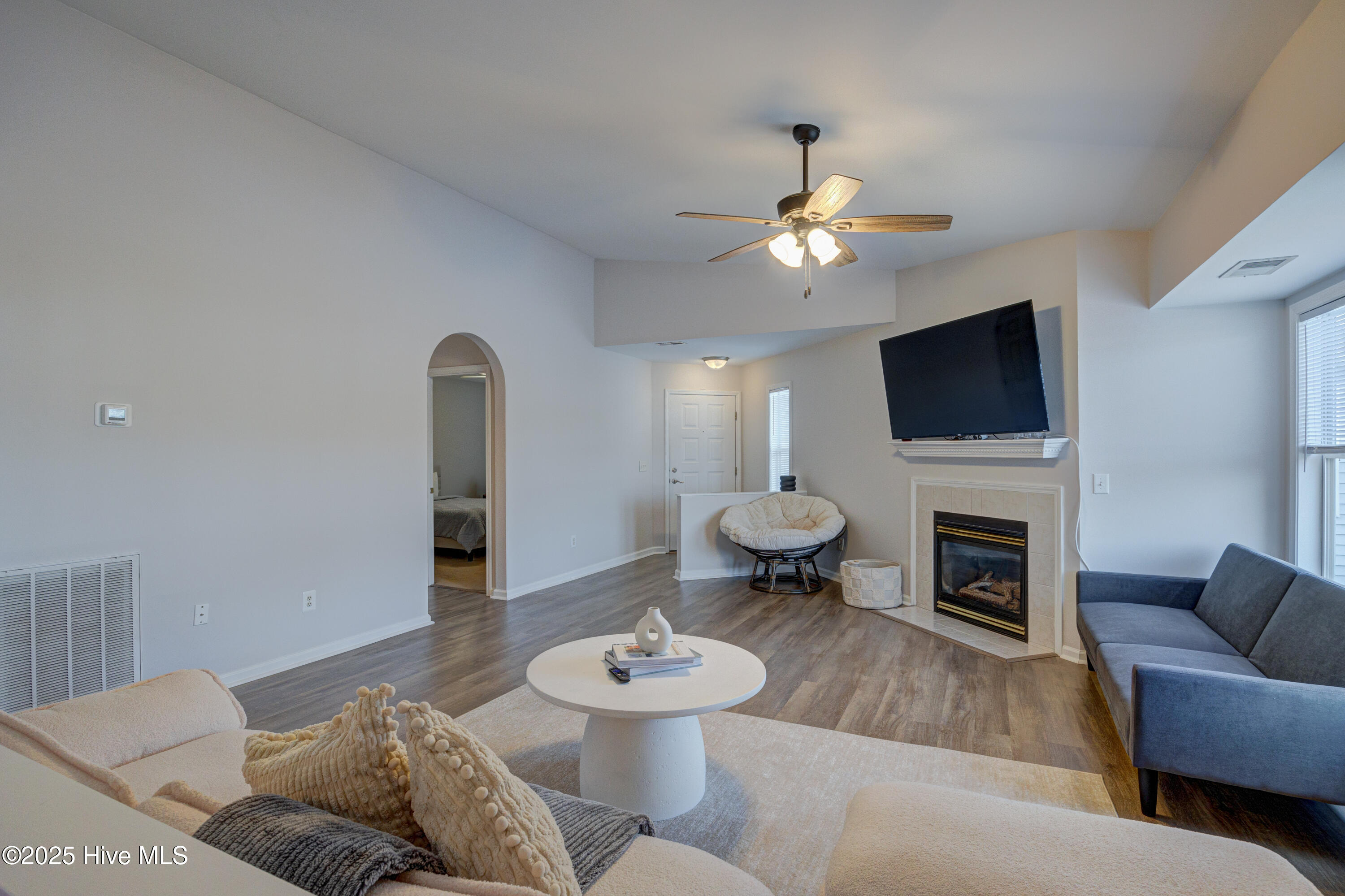 4120 Breezewood Drive Apt 203