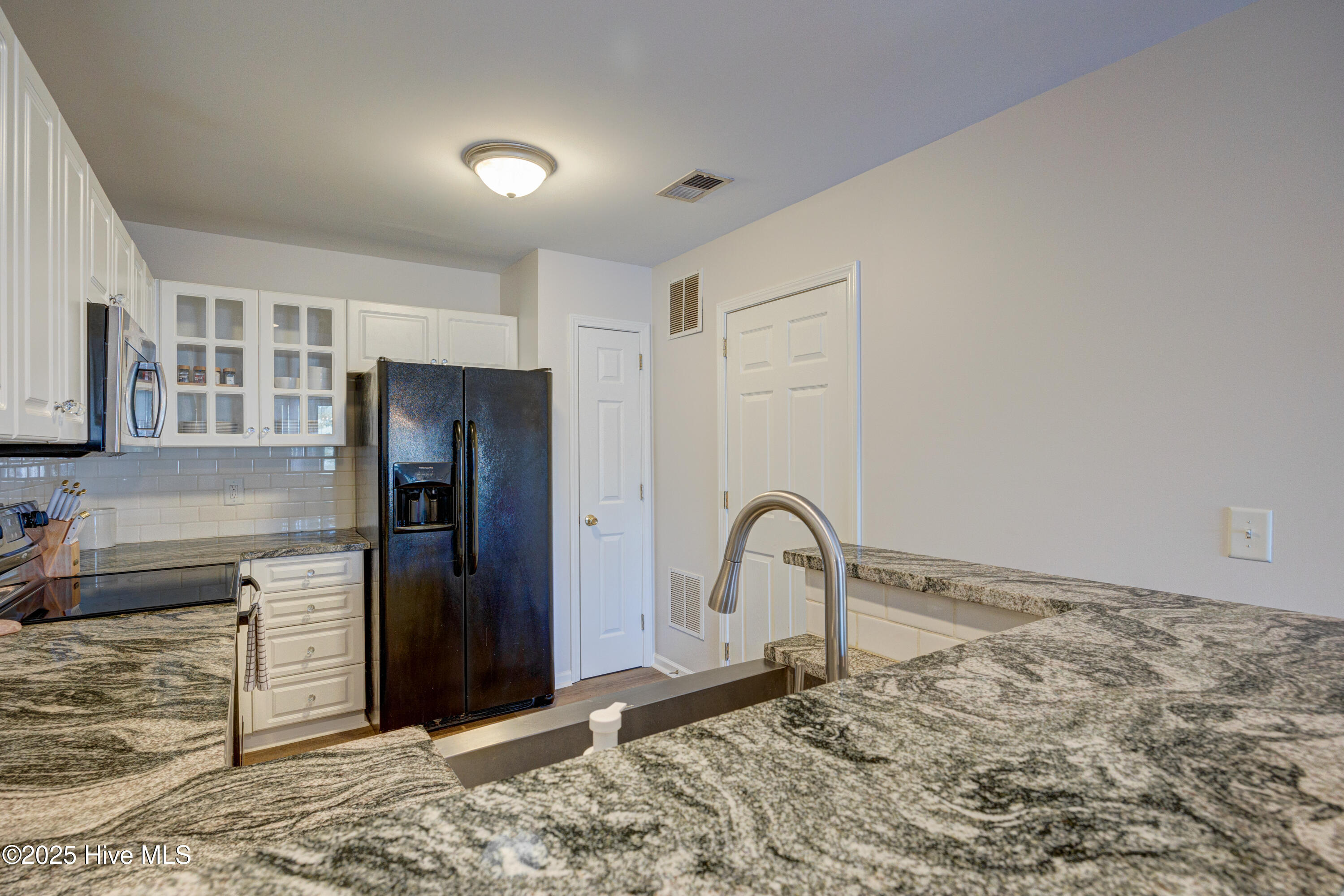 4120 Breezewood Drive Apt 203