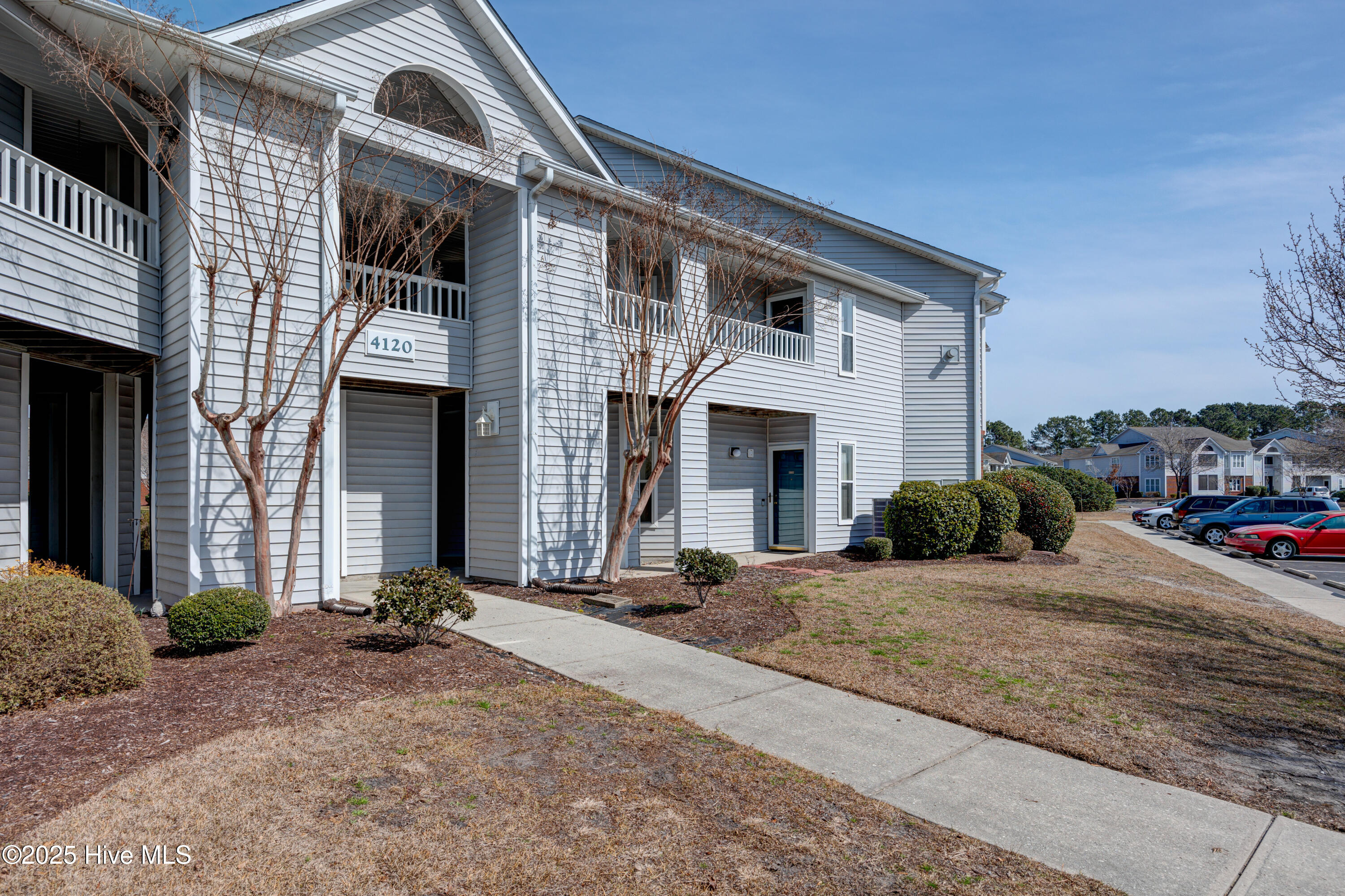 4120 Breezewood Drive Apt 203