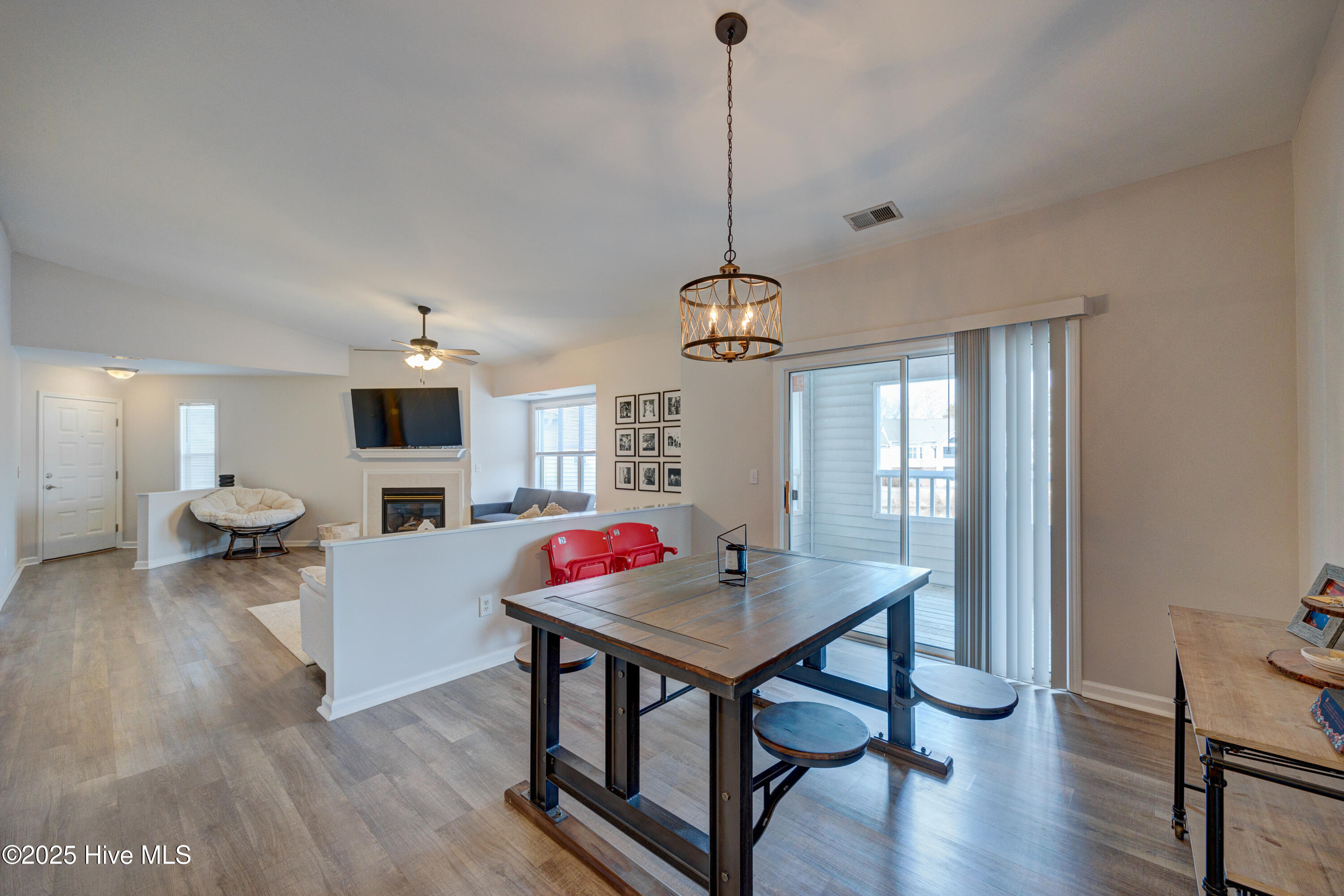 4120 Breezewood Drive Apt 203