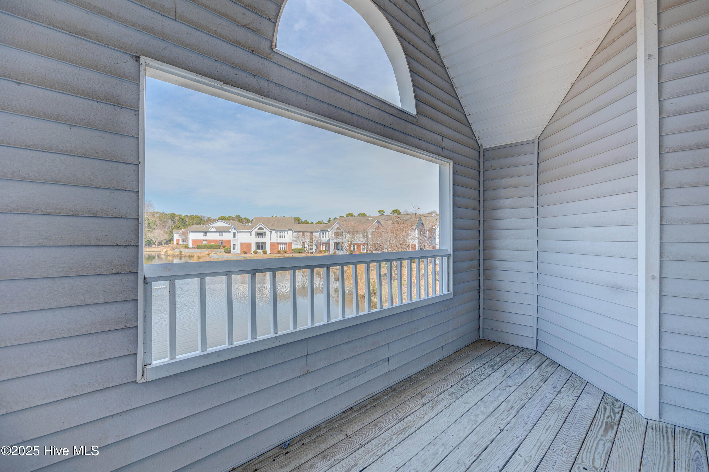 4120 Breezewood Drive Apt 203