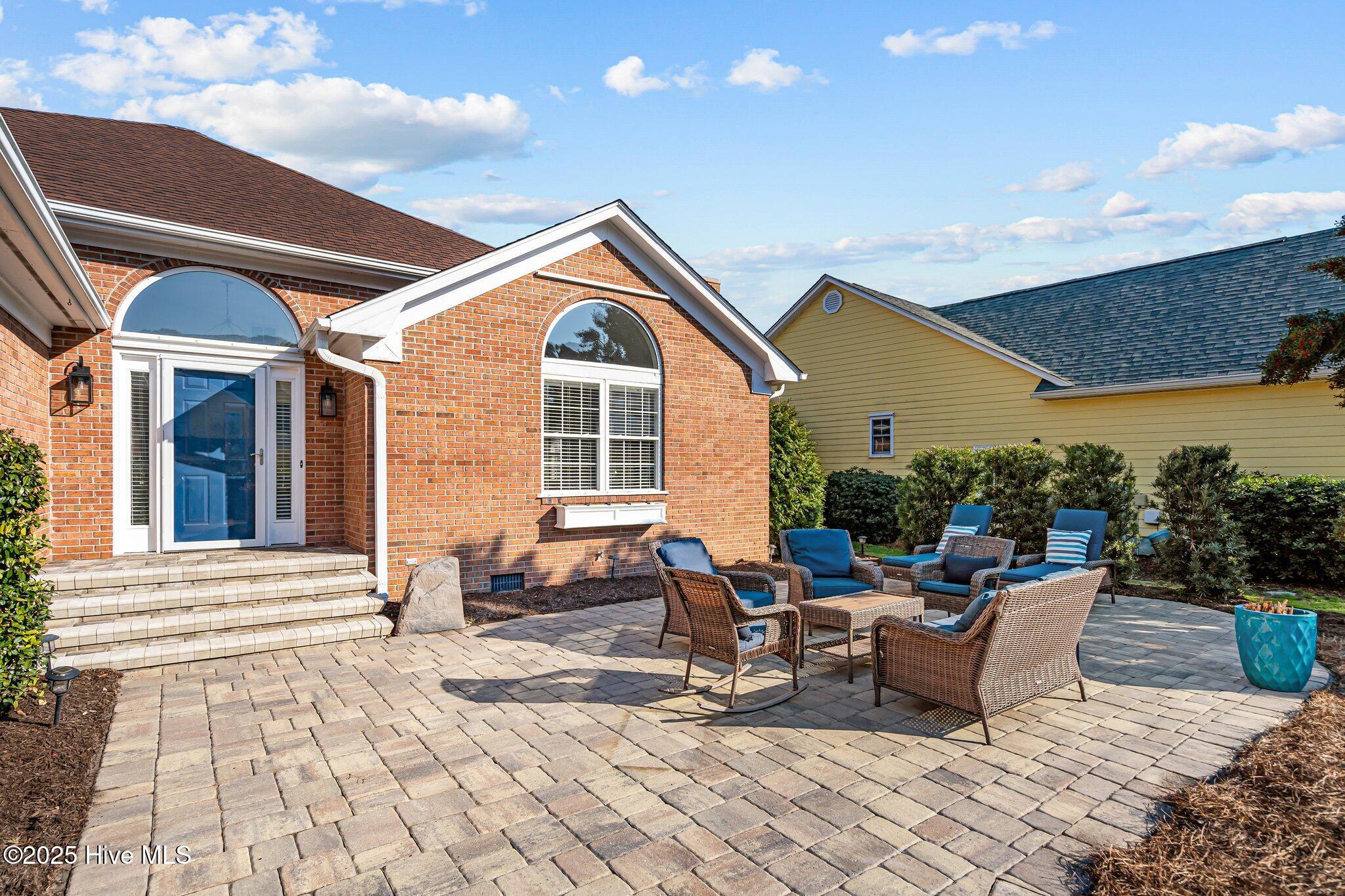 730 Settlers Lane