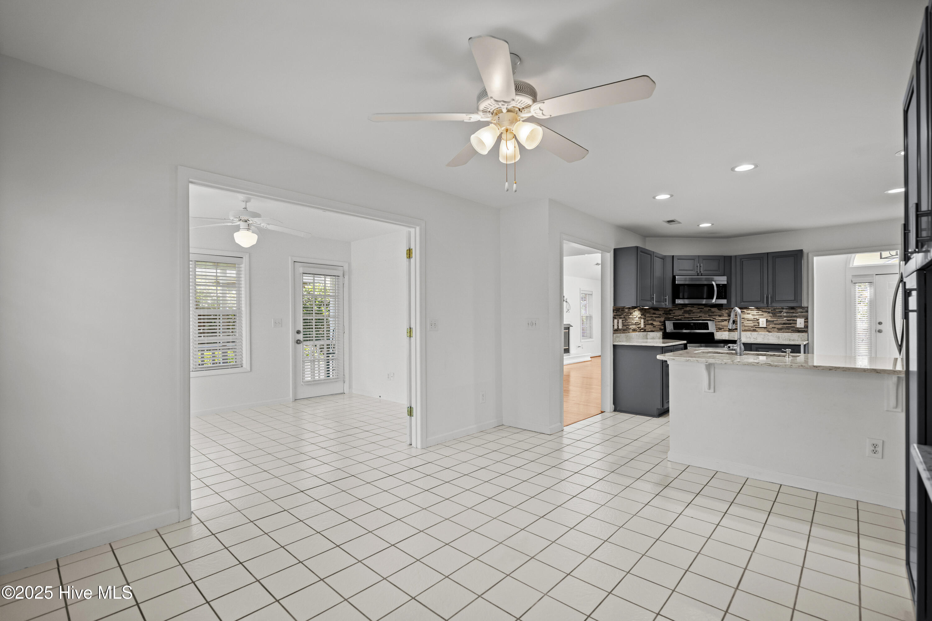 730 Settlers Lane