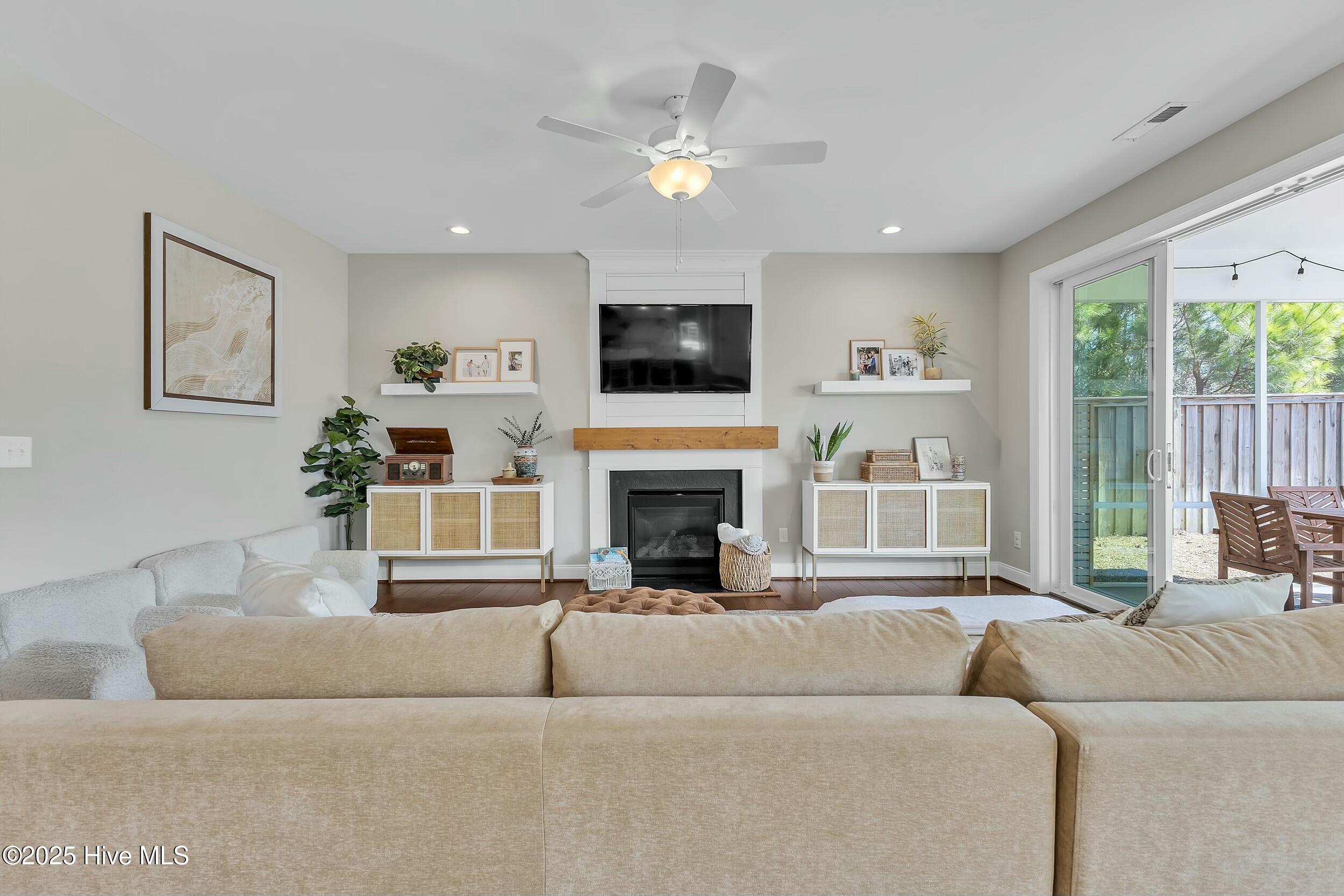 30 N Gusty Wind Drive