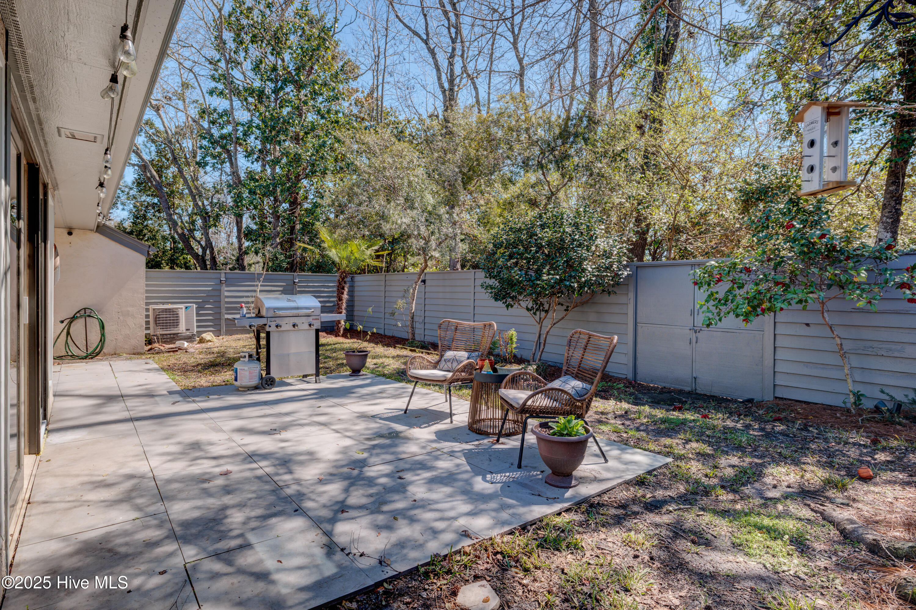 5006 Villa Place W