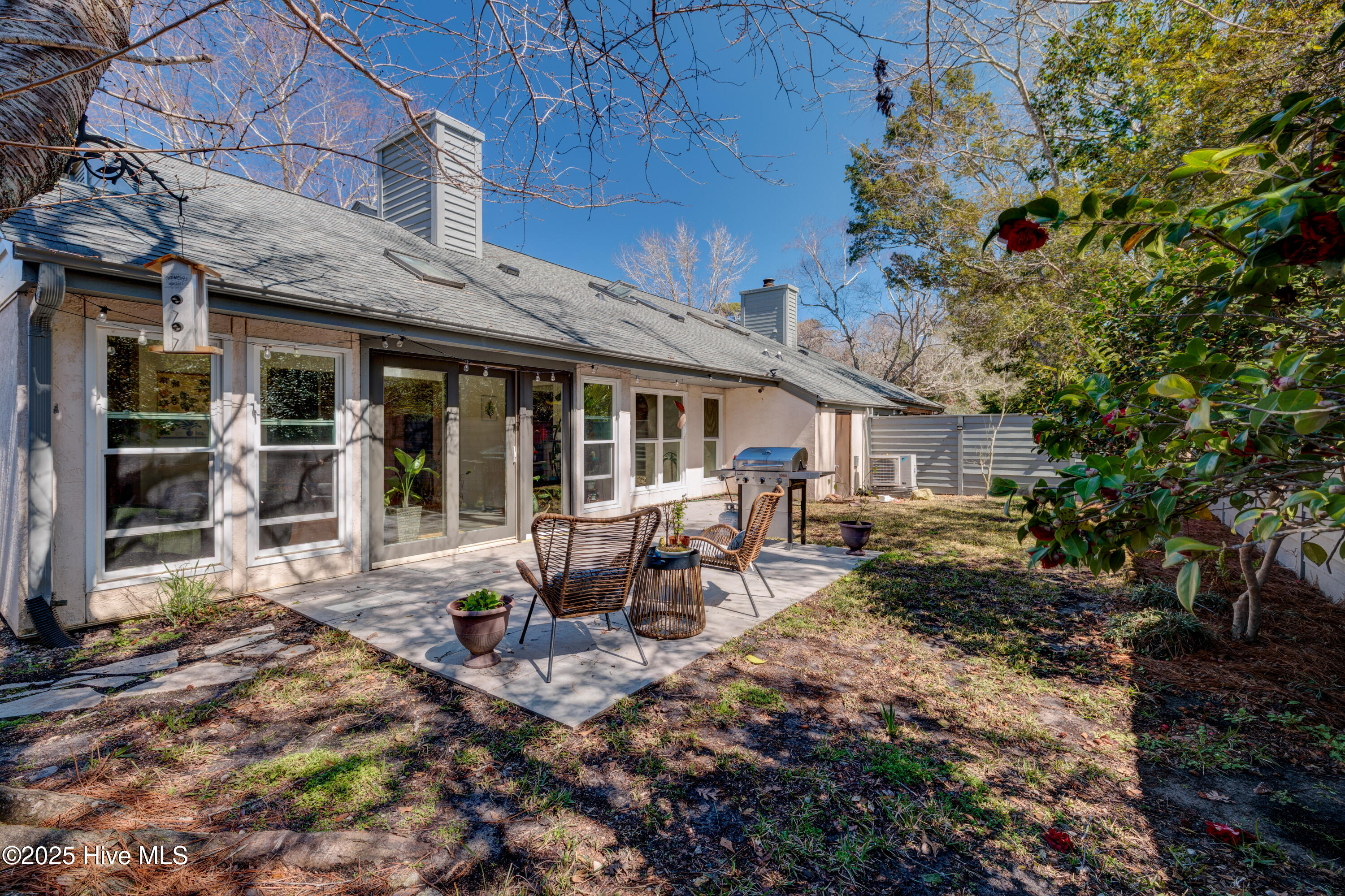 5006 Villa Place W