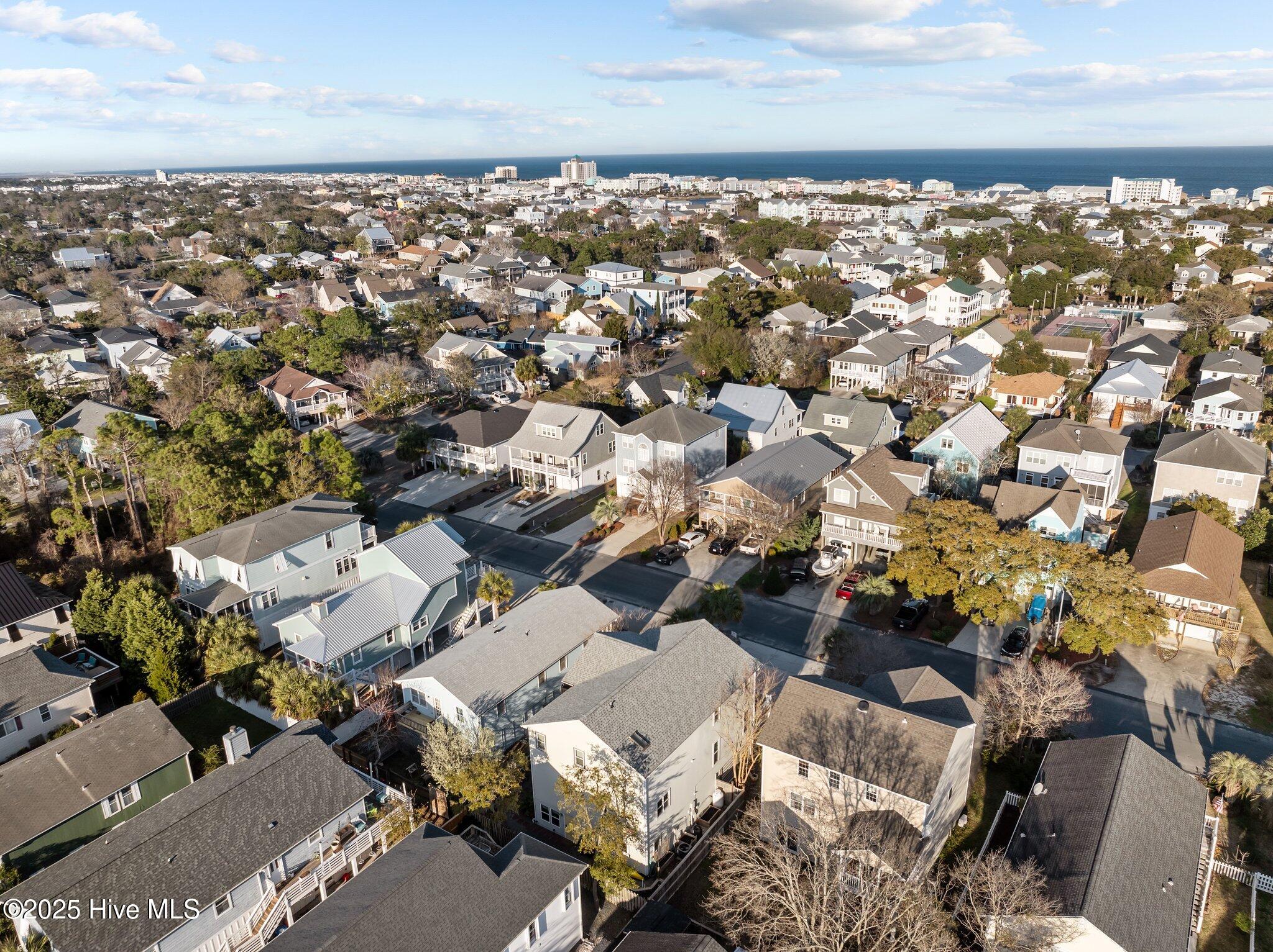 927 Coast Walk Lane