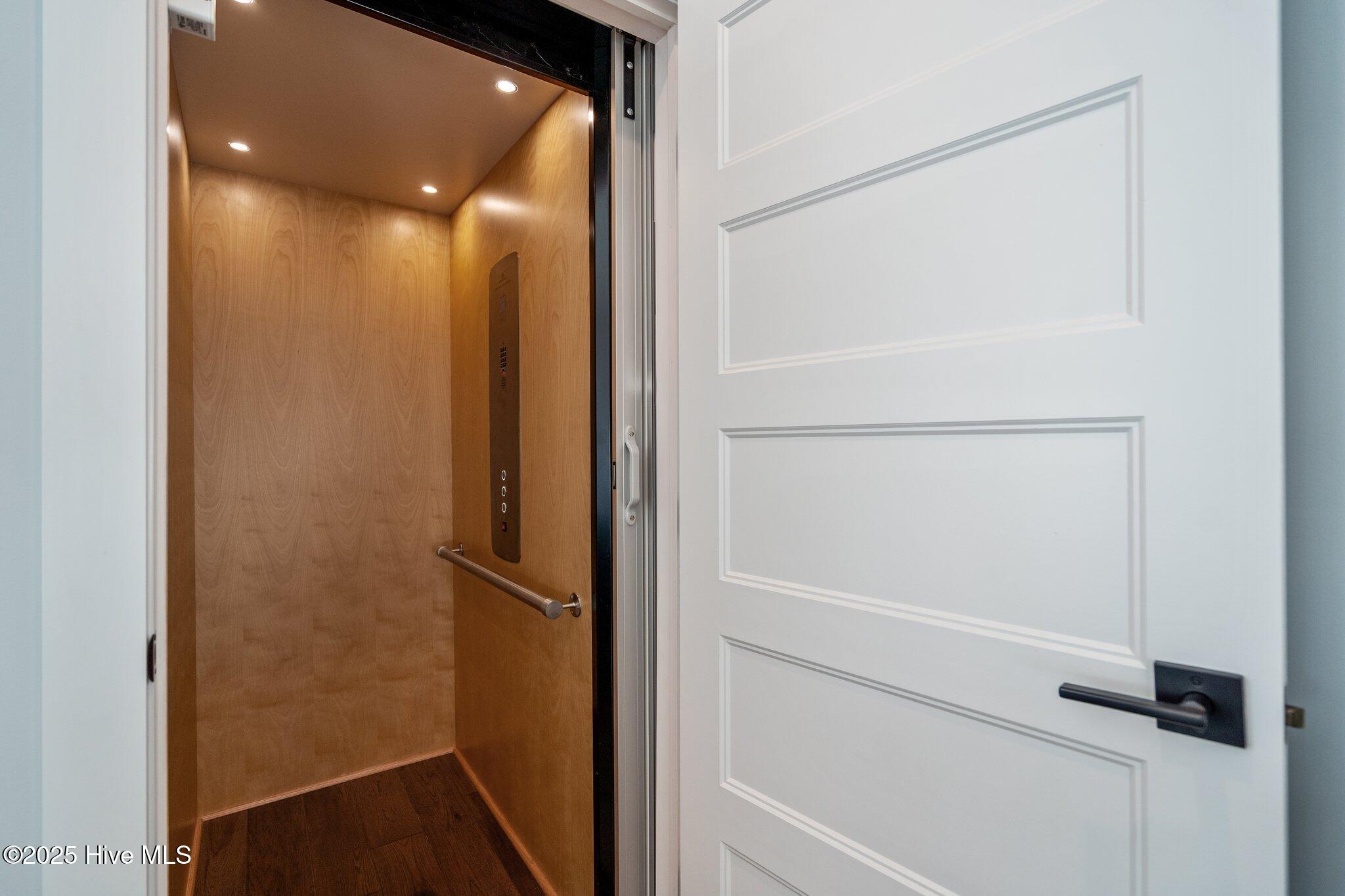 1213 Snapper Lane, Unit 2