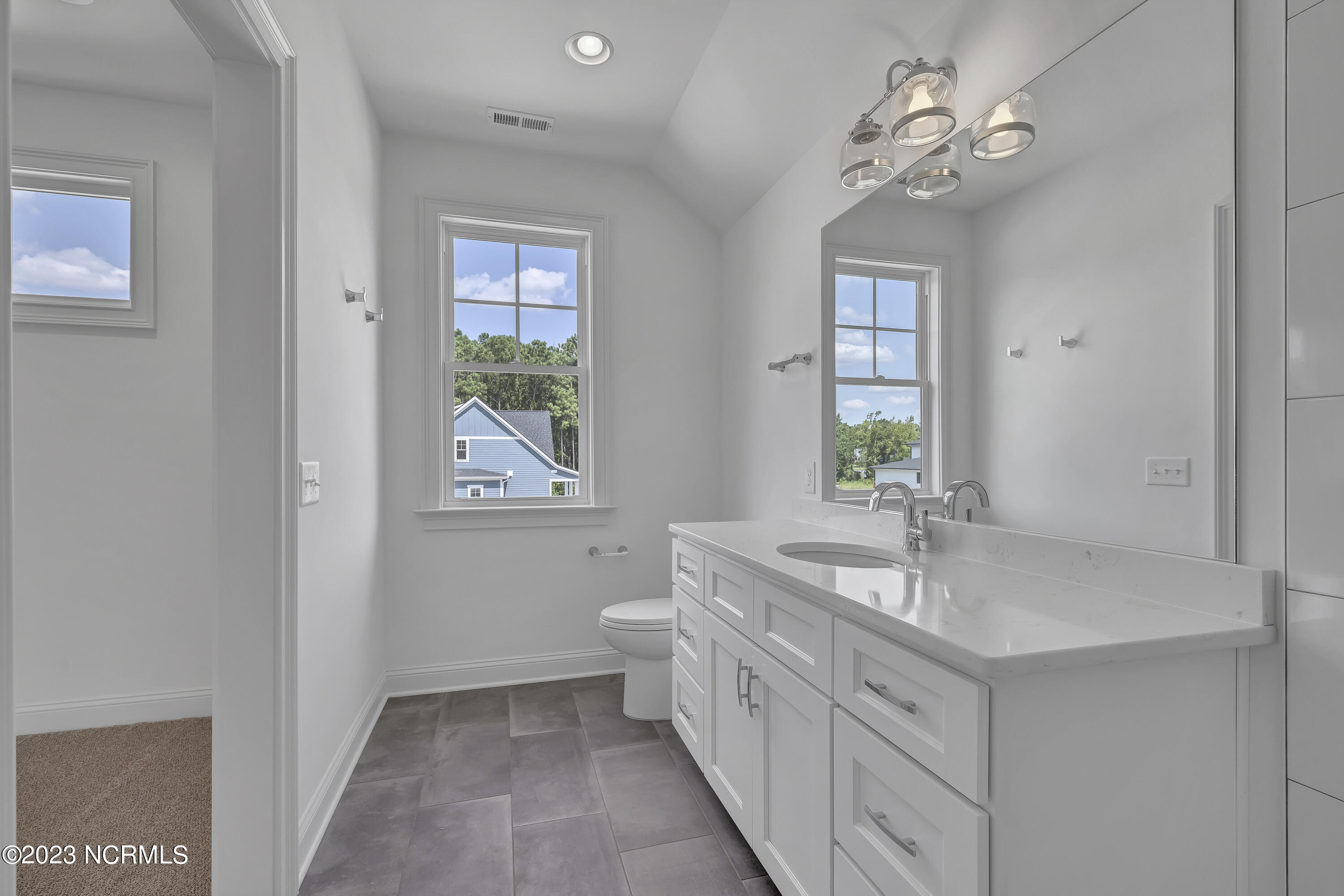 917 Bayshore Drive