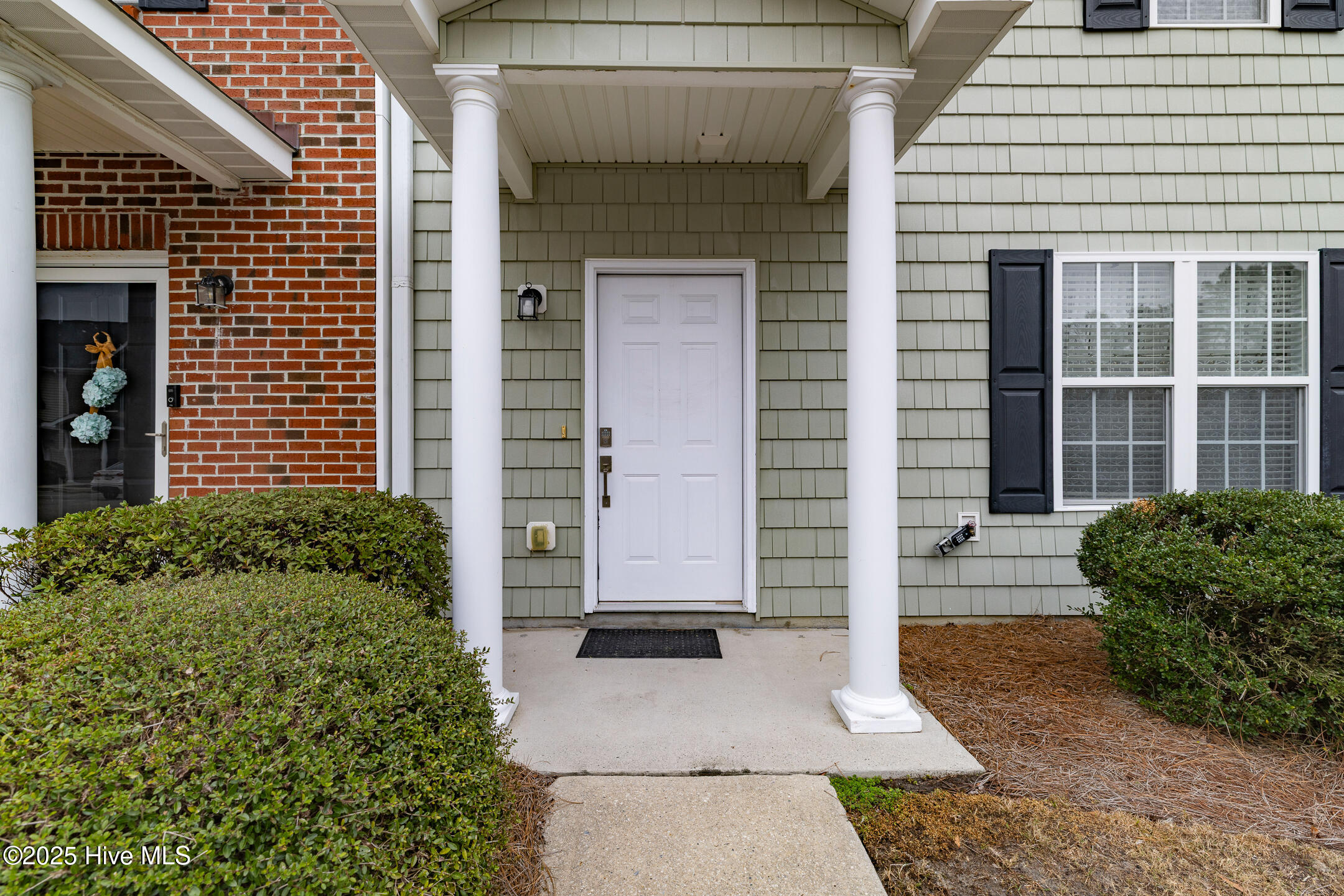 115 Lincoln Place Circle