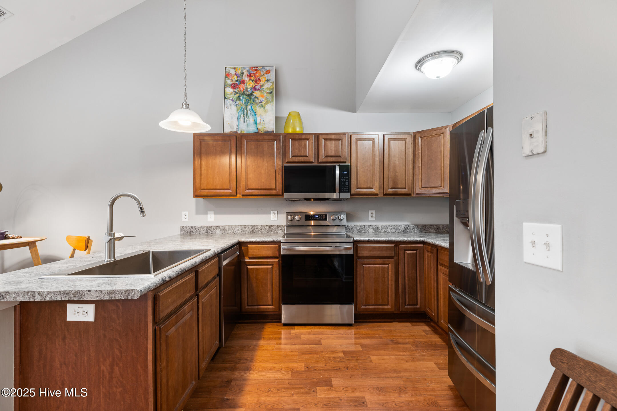 115 Lincoln Place Circle