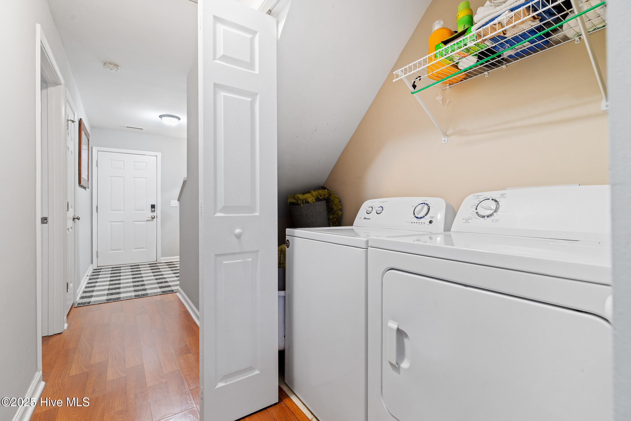 115 Lincoln Place Circle