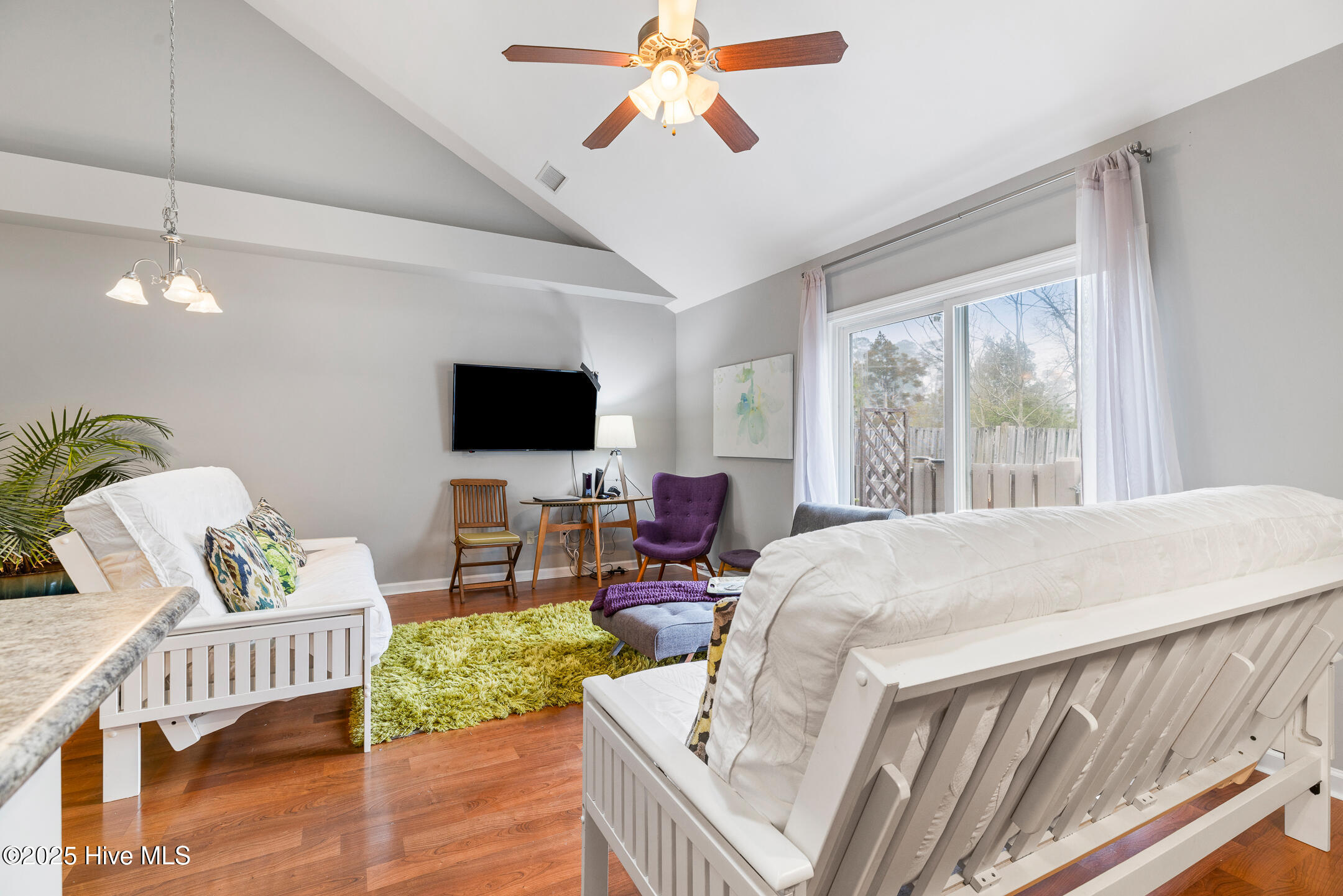 115 Lincoln Place Circle