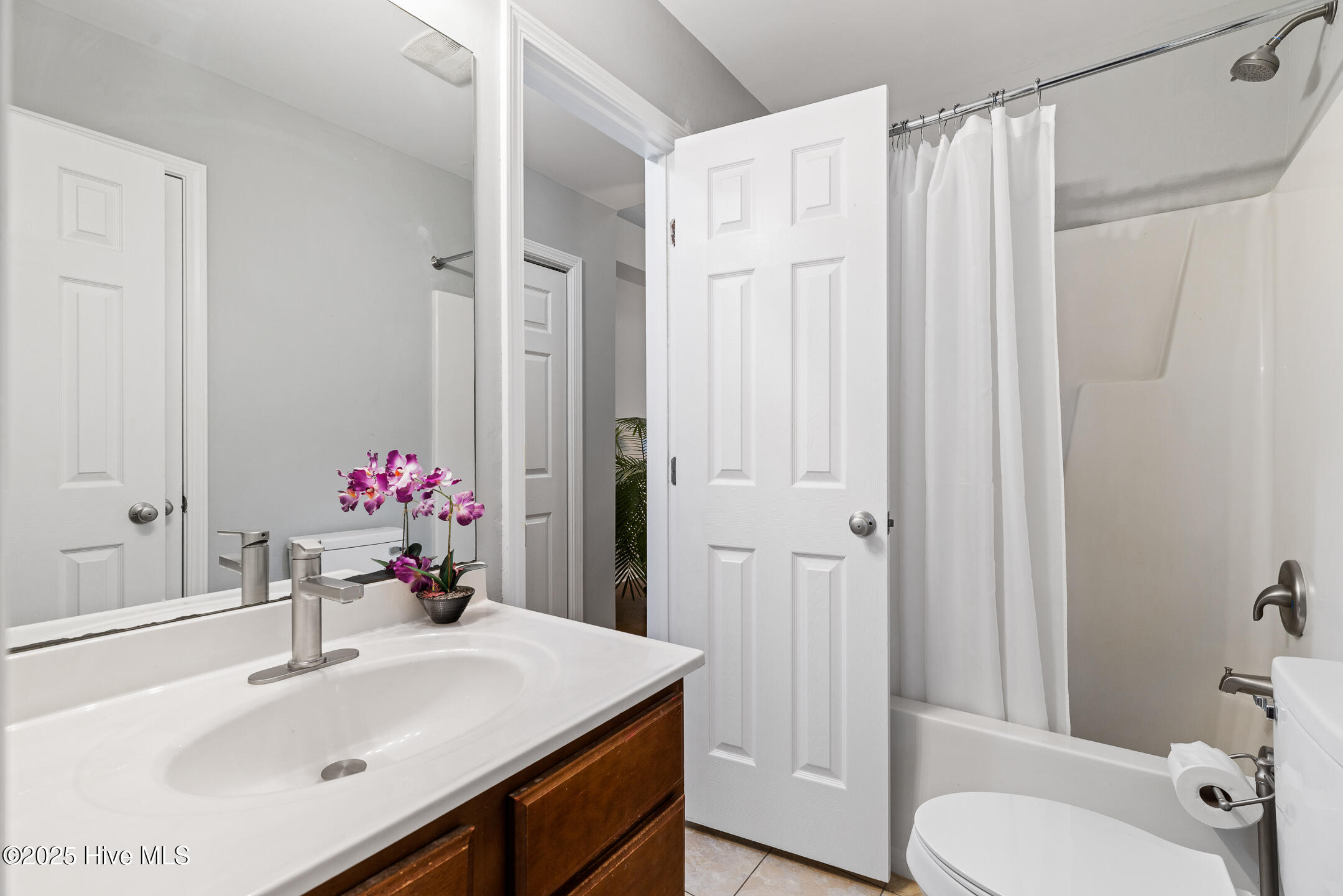 115 Lincoln Place Circle