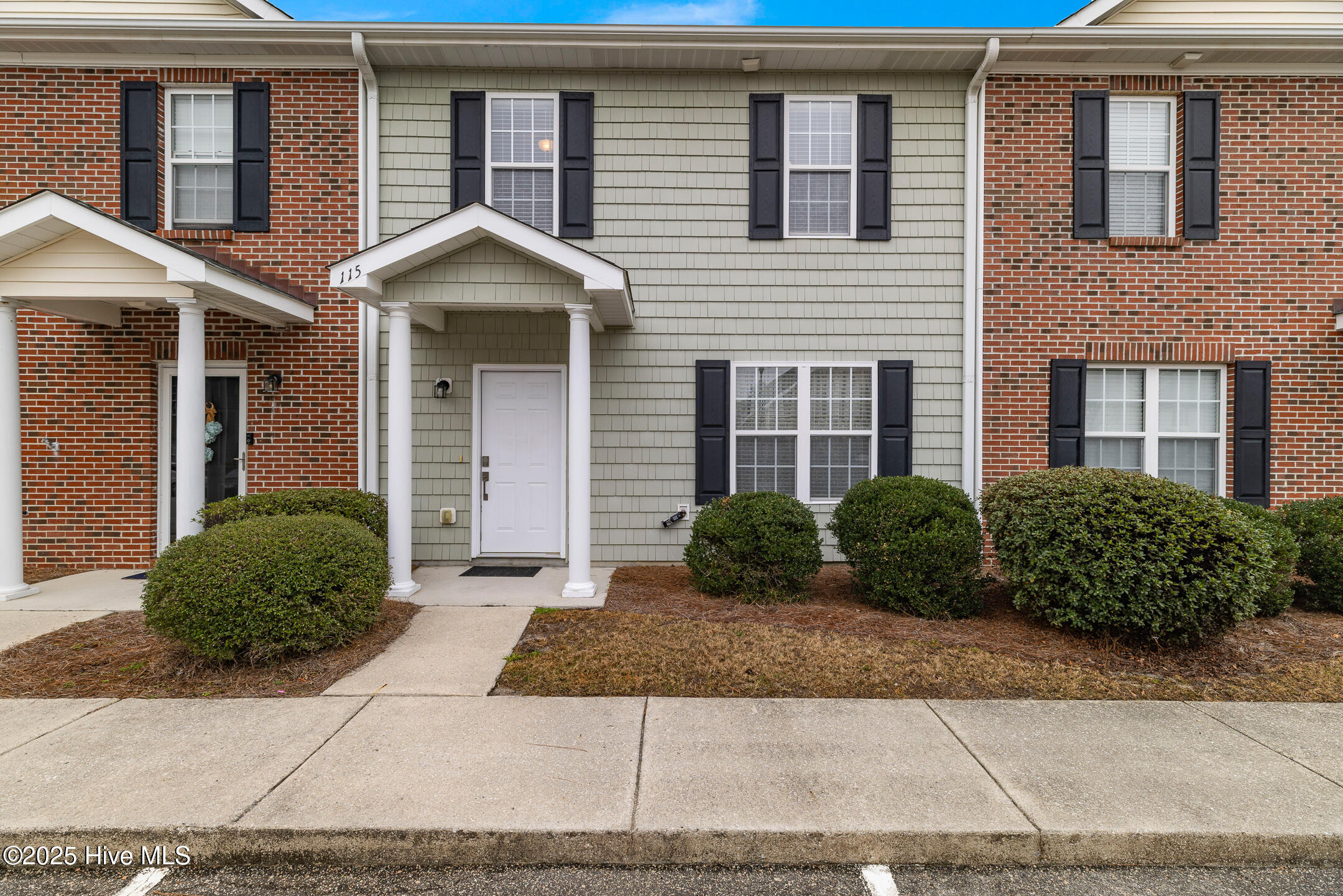 115 Lincoln Place Circle