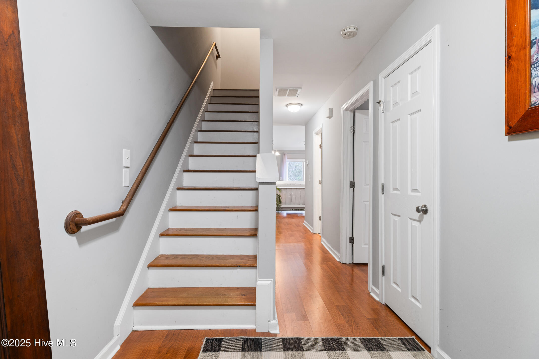 115 Lincoln Place Circle