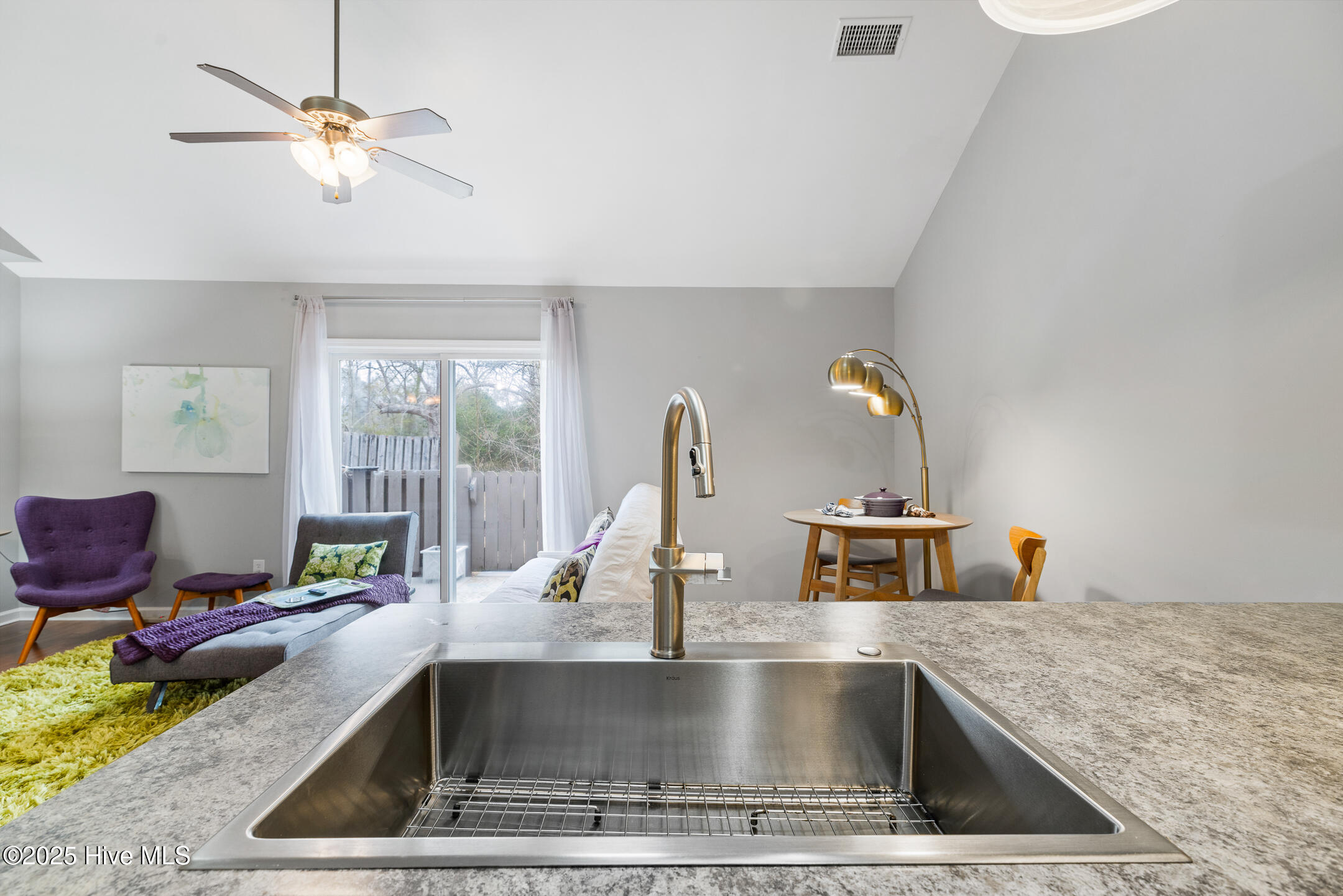 115 Lincoln Place Circle