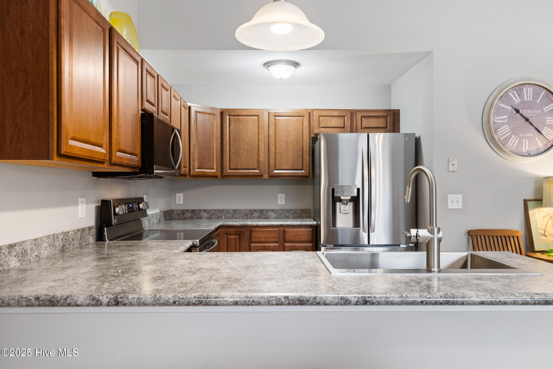 115 Lincoln Place Circle