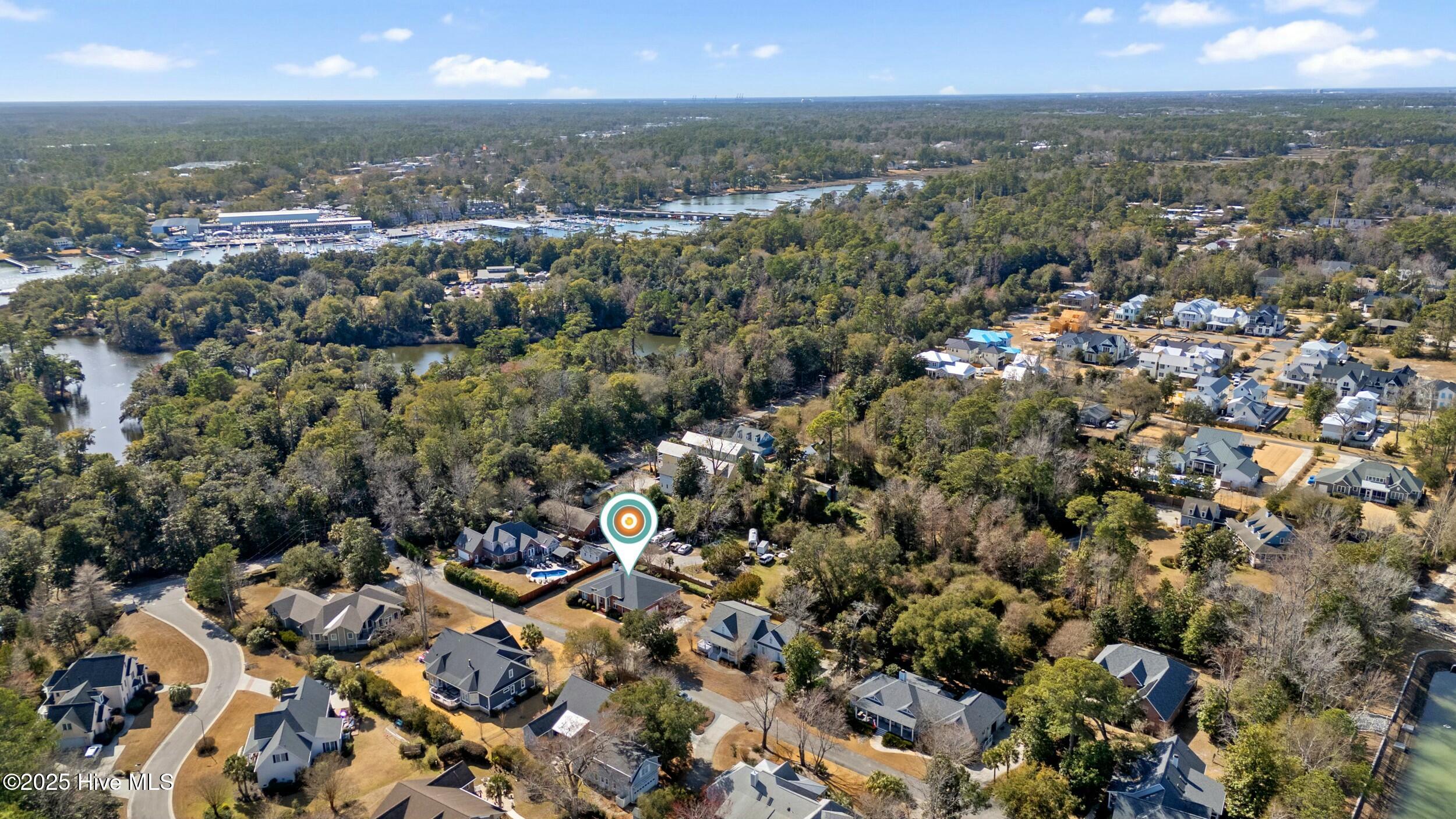 635 Airlie Road