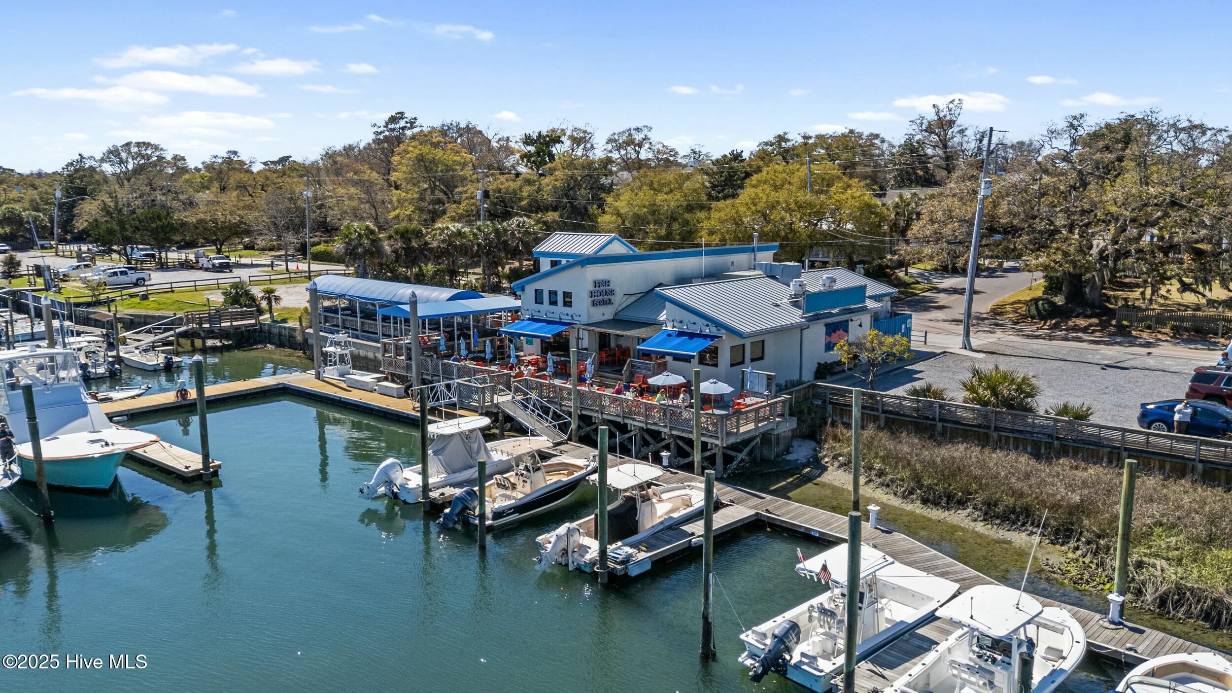 635 Airlie Road