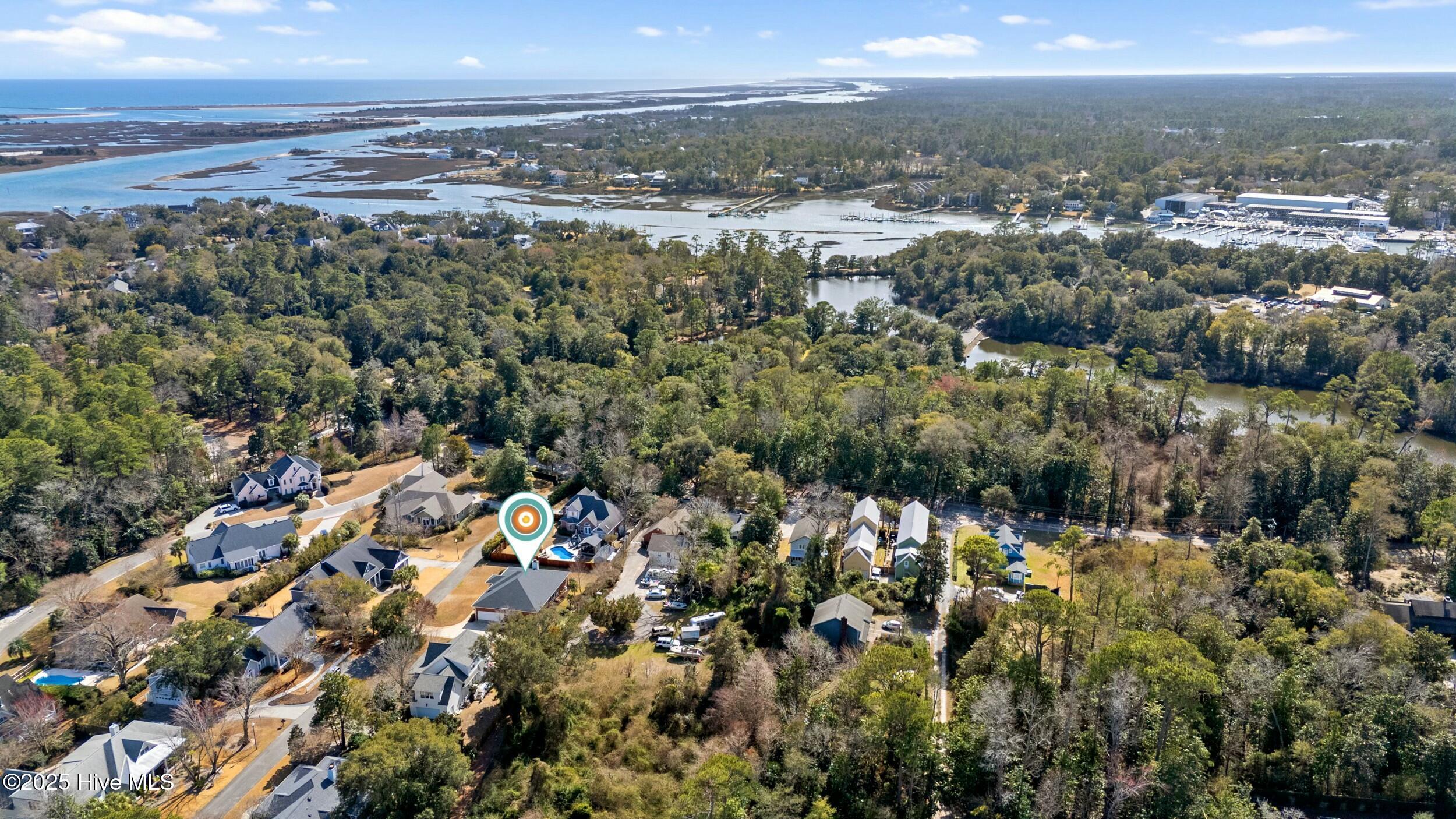 635 Airlie Road