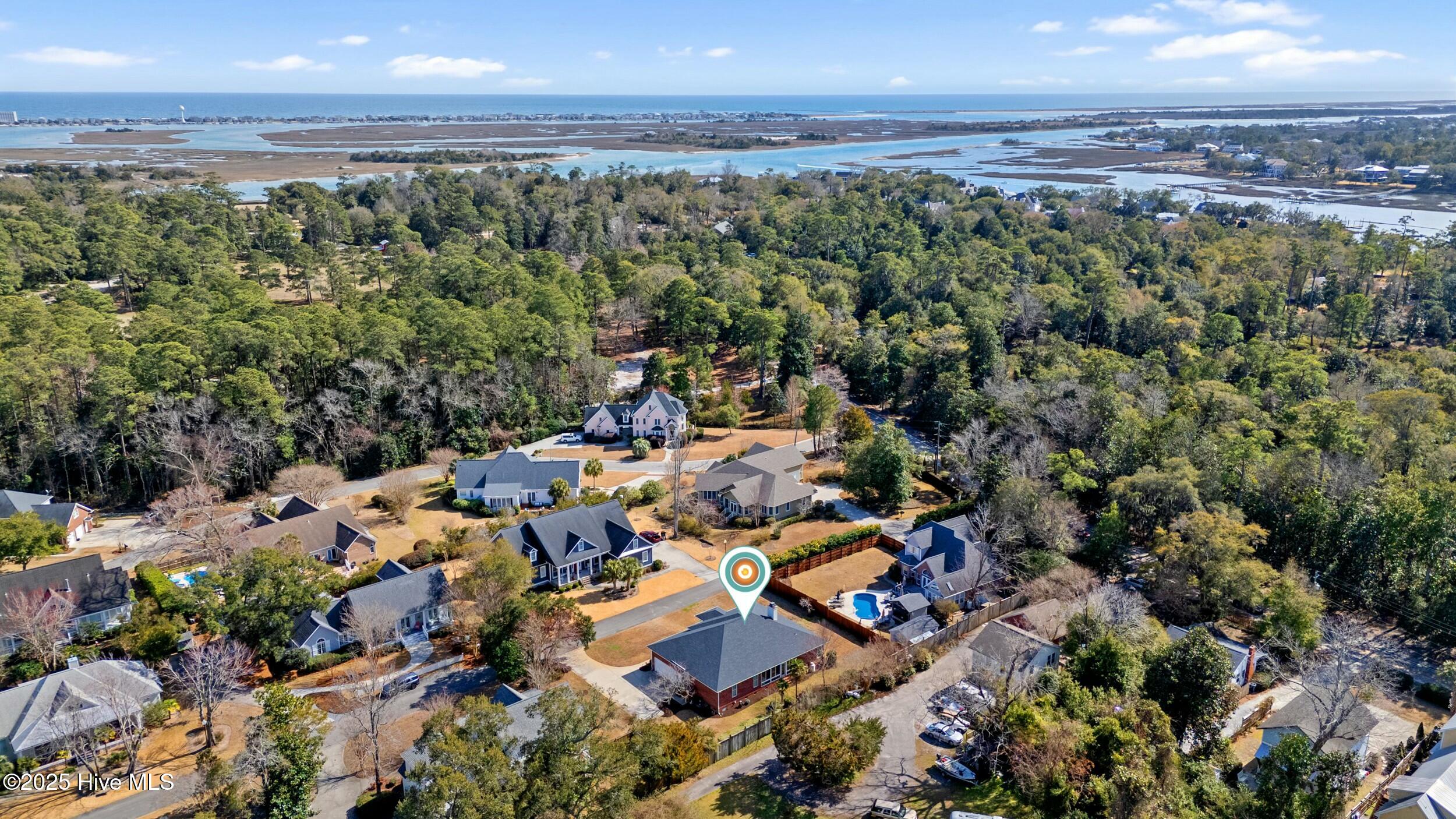 635 Airlie Road
