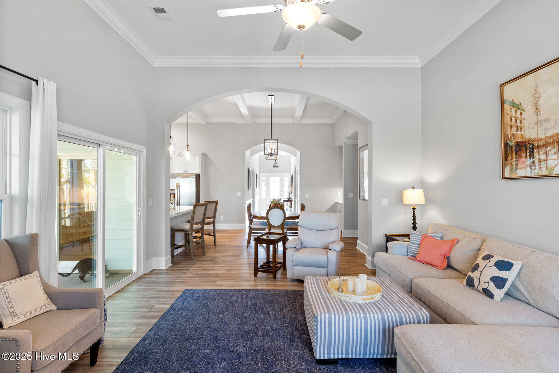 6044 Meadowgrove Loop