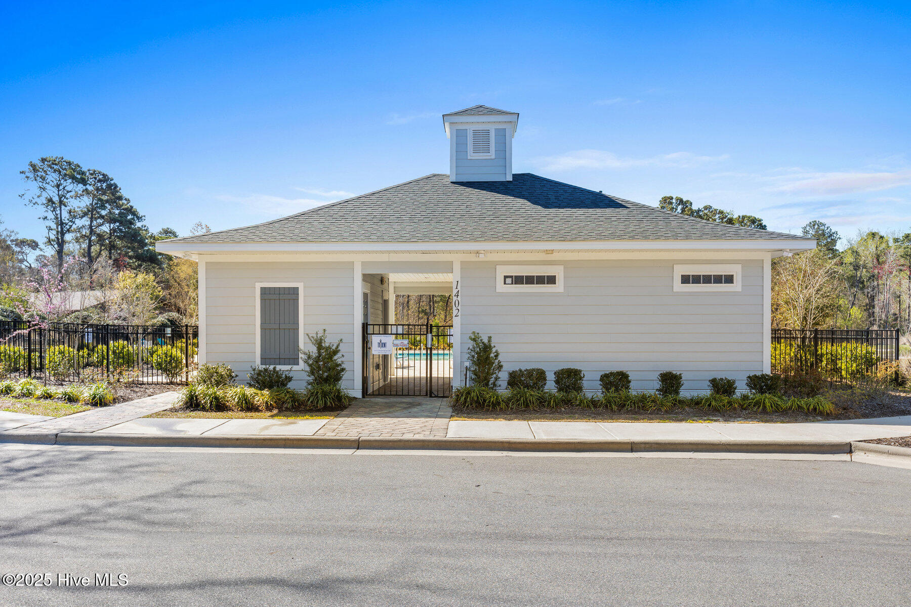 6044 Meadowgrove Loop