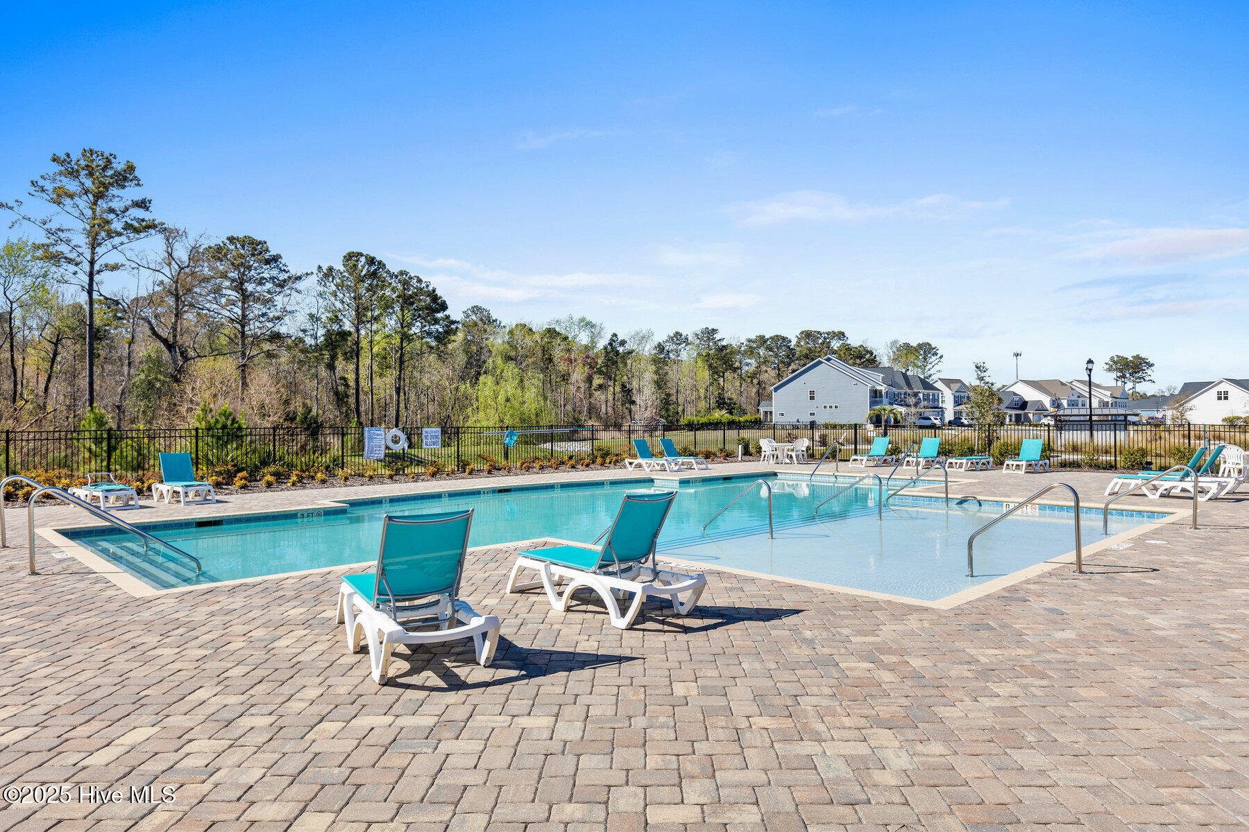 6044 Meadowgrove Loop