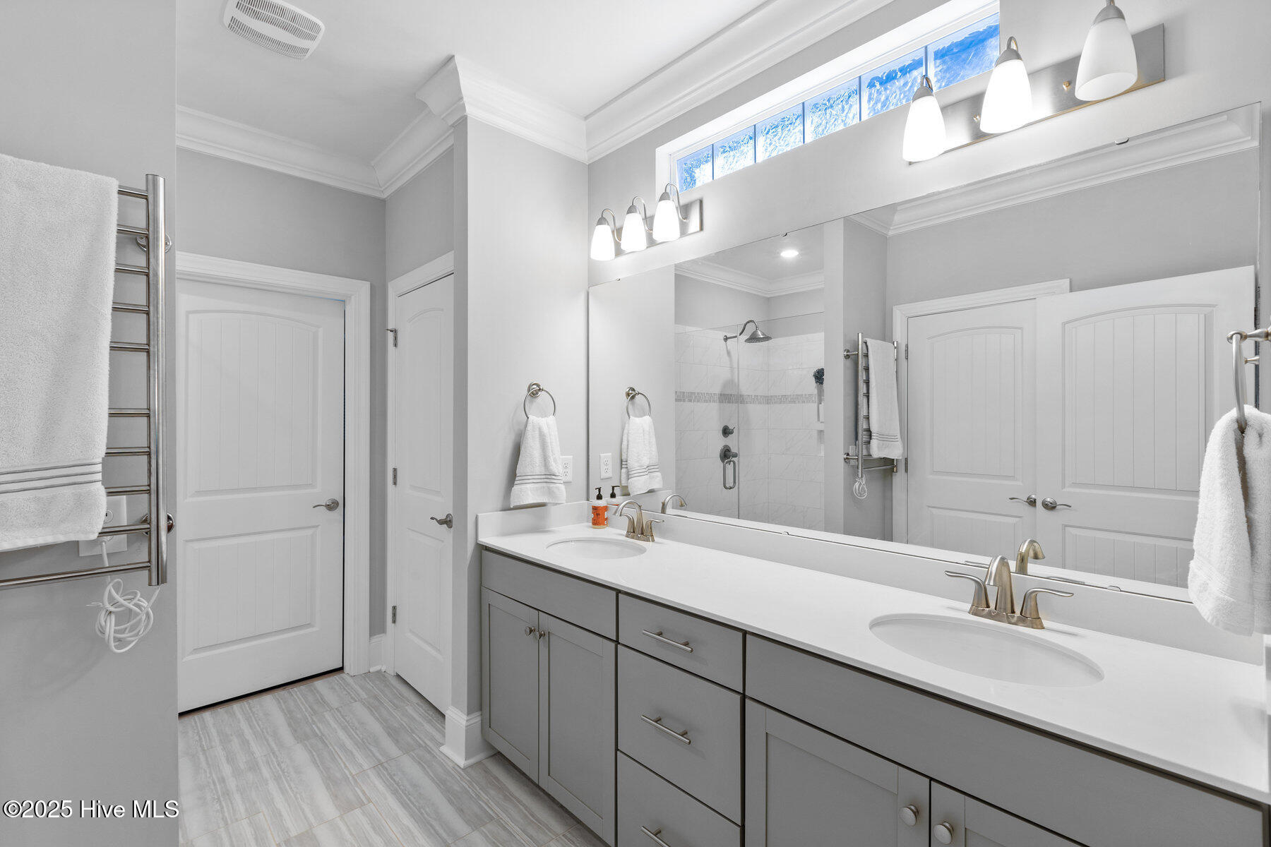 6044 Meadowgrove Loop