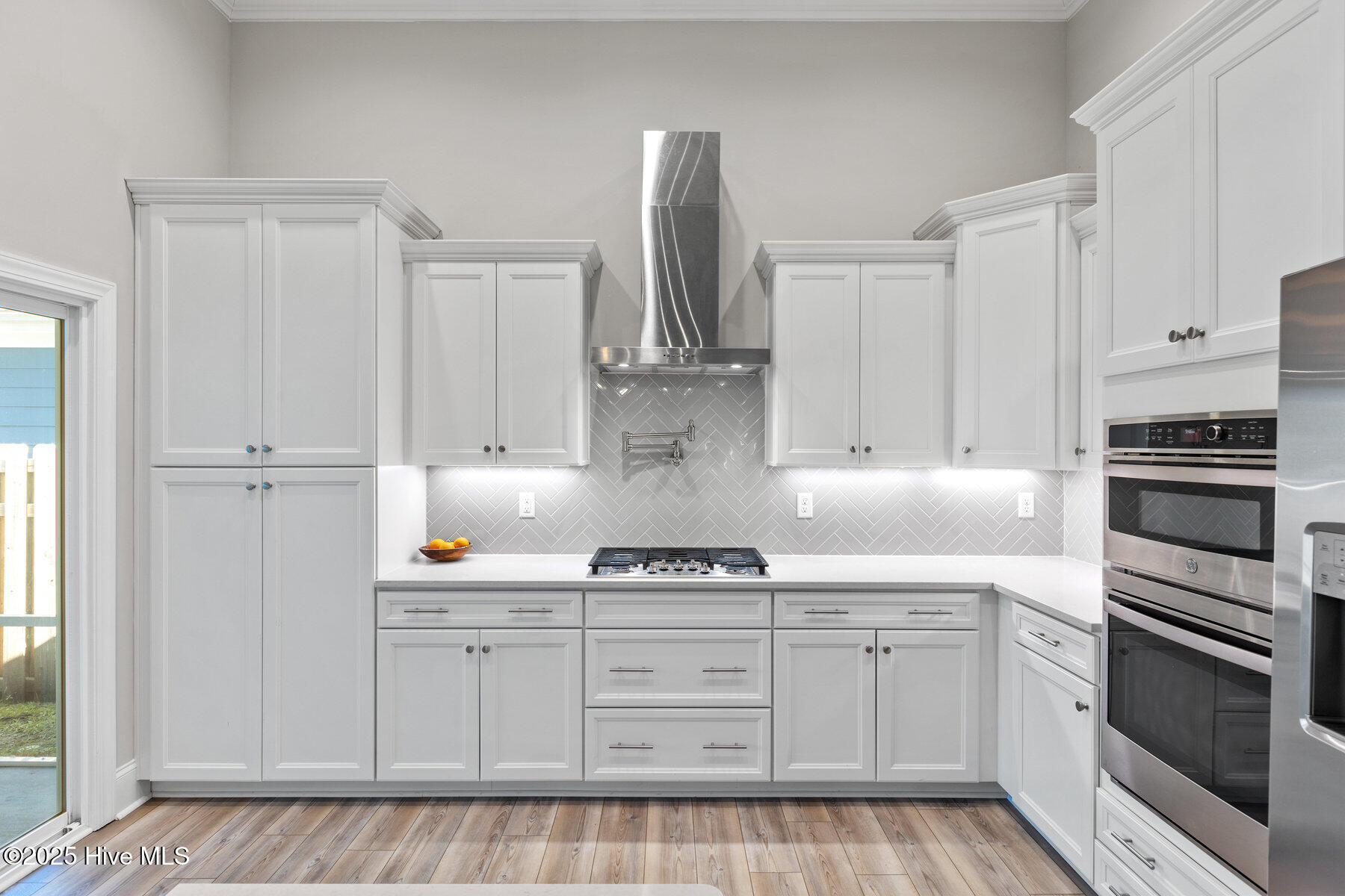 6044 Meadowgrove Loop