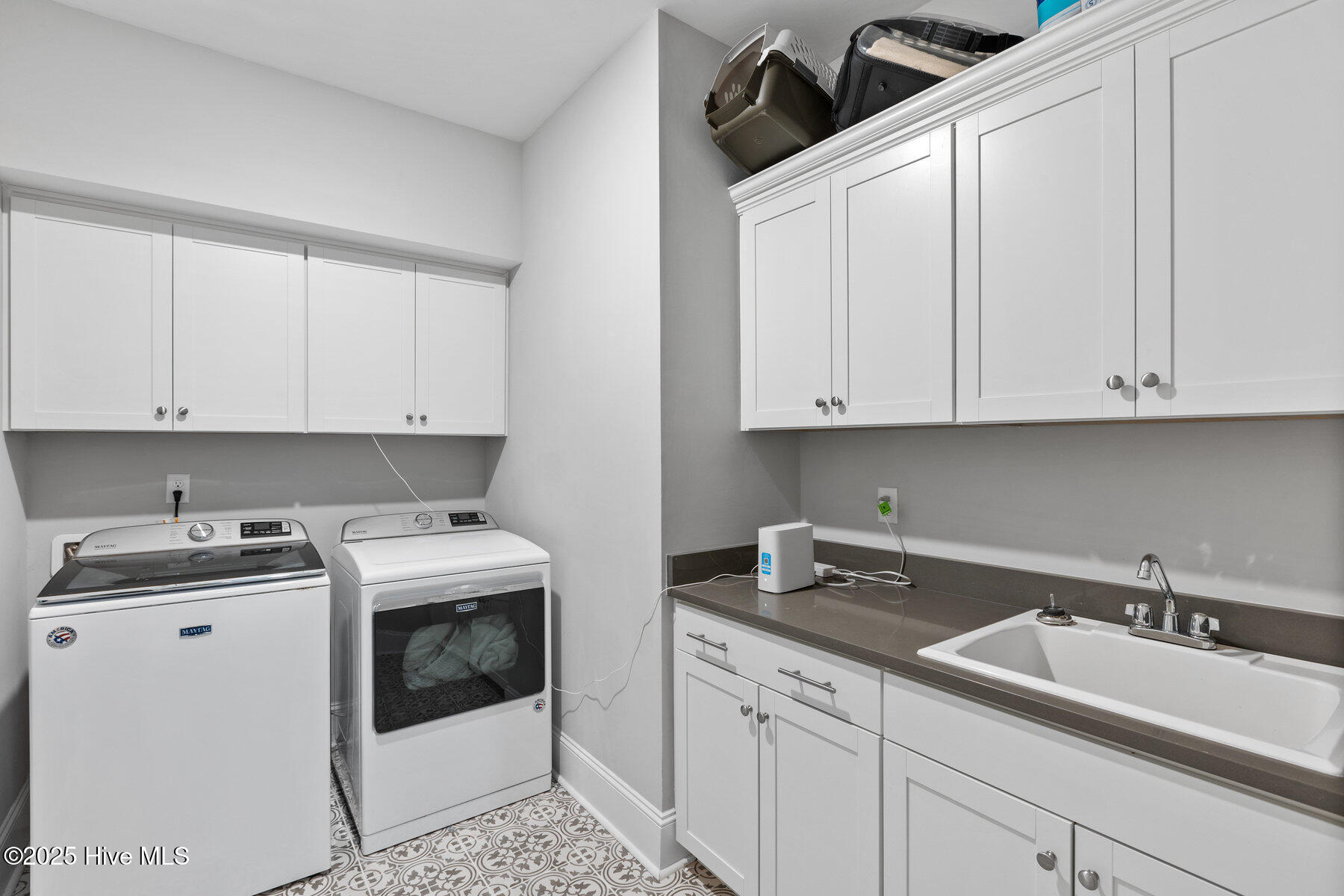 6044 Meadowgrove Loop