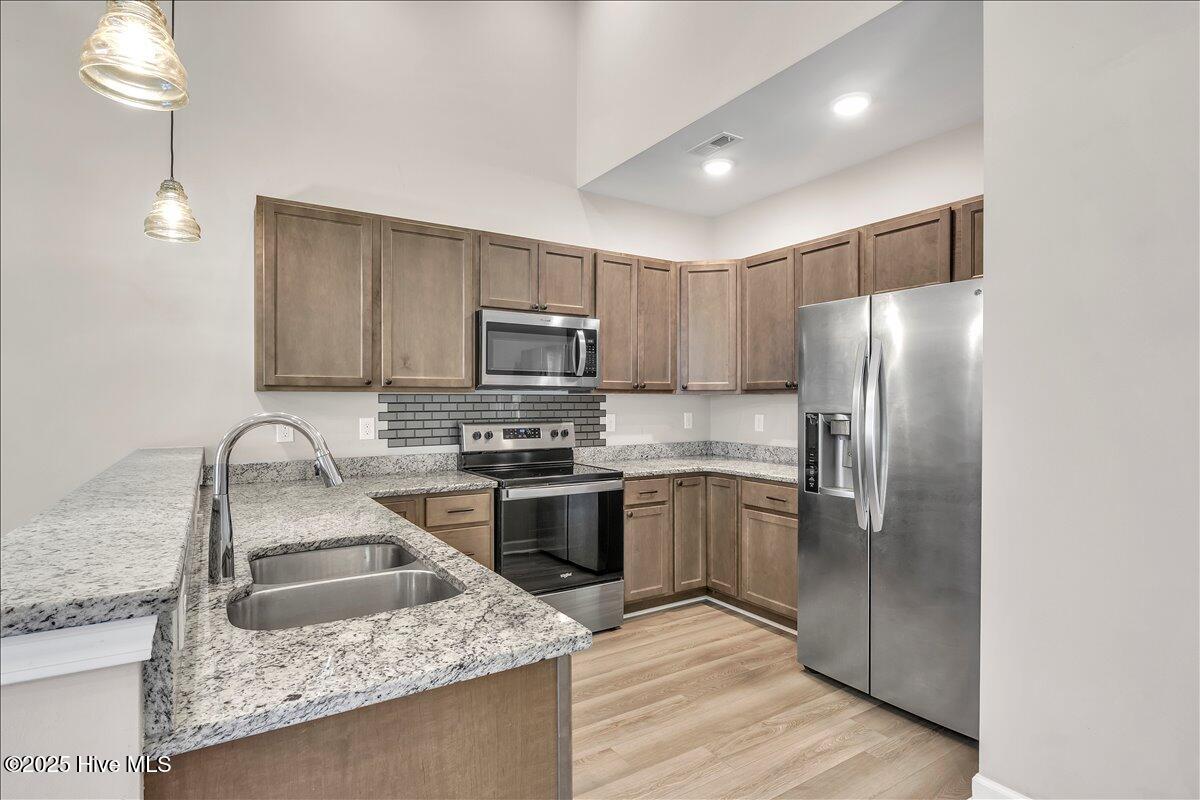 158 Lincoln Place Circle