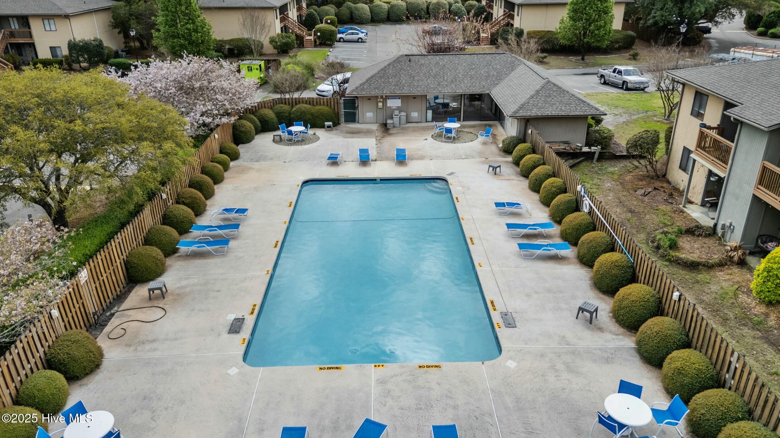 3729 Saint Johns Court, Unit B