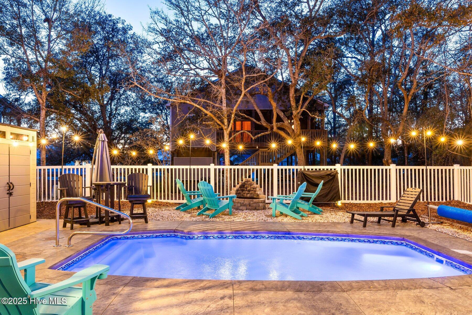 2204 W Oak Island Drive