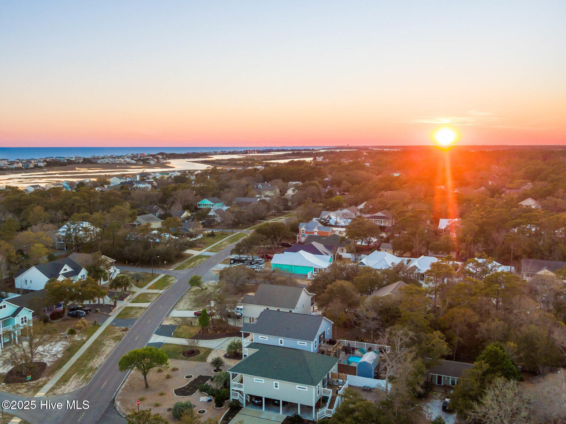 2204 W Oak Island Drive