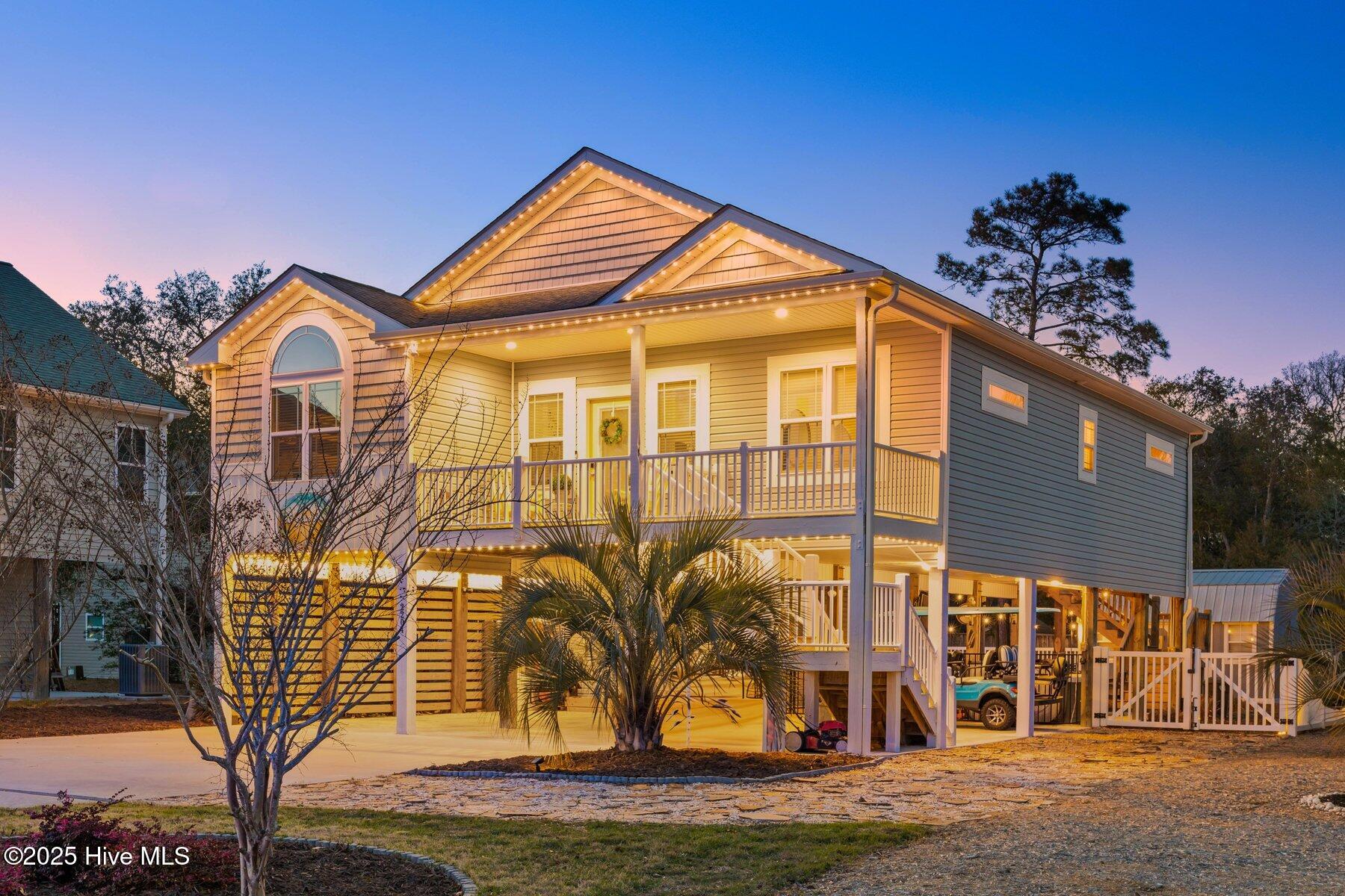 2204 W Oak Island Drive