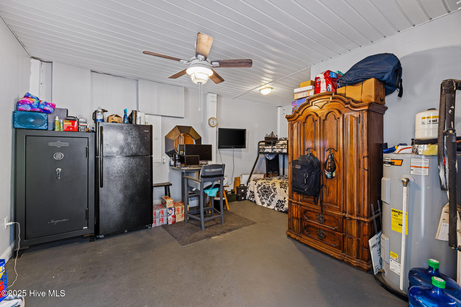 2204 W Oak Island Drive